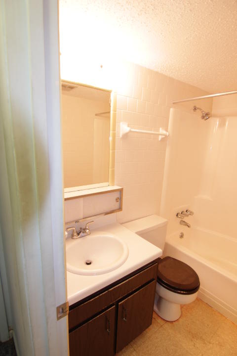 CEDARS CONDO - Residential