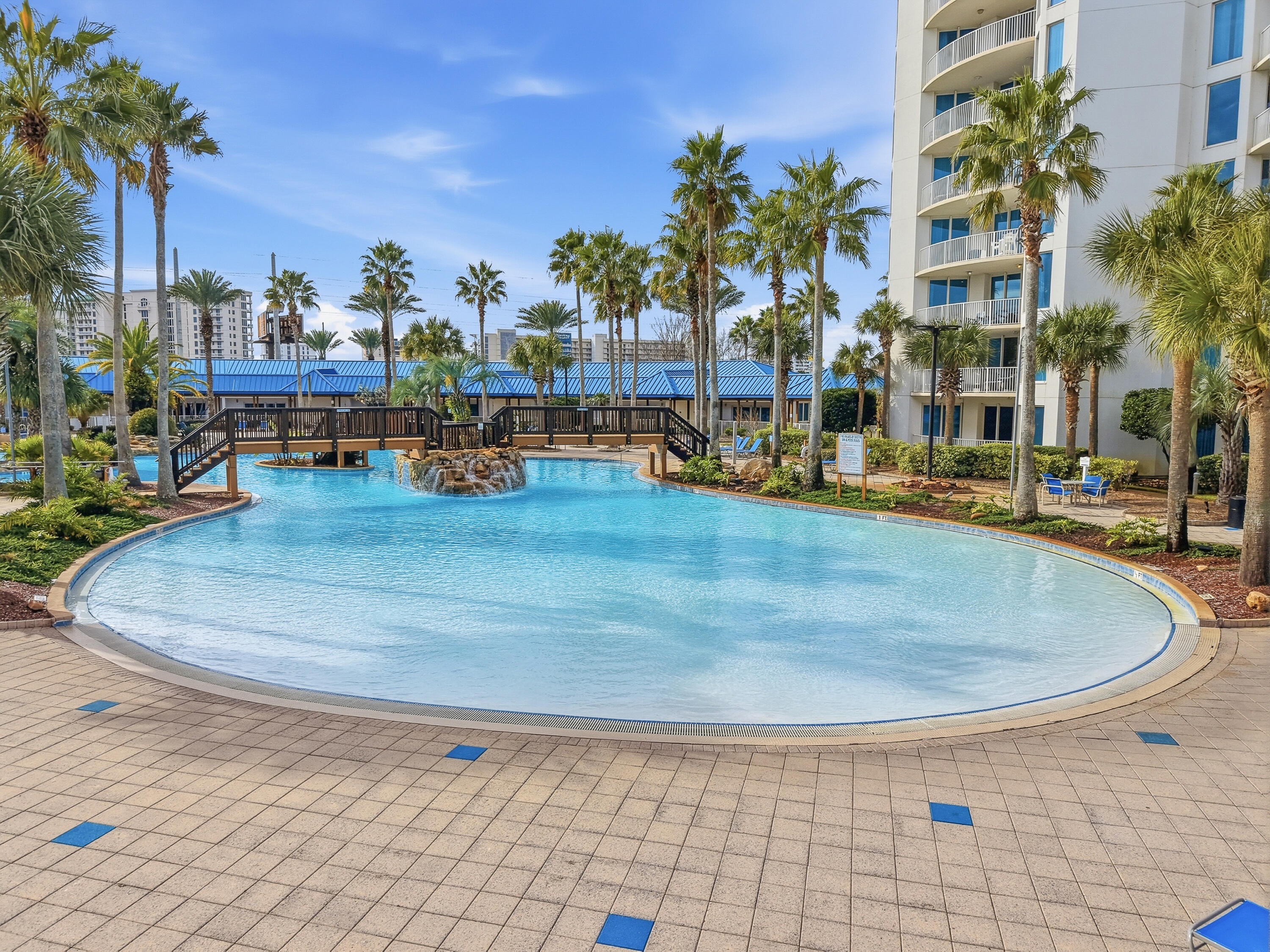 THE PALMS OF DESTIN - Residential