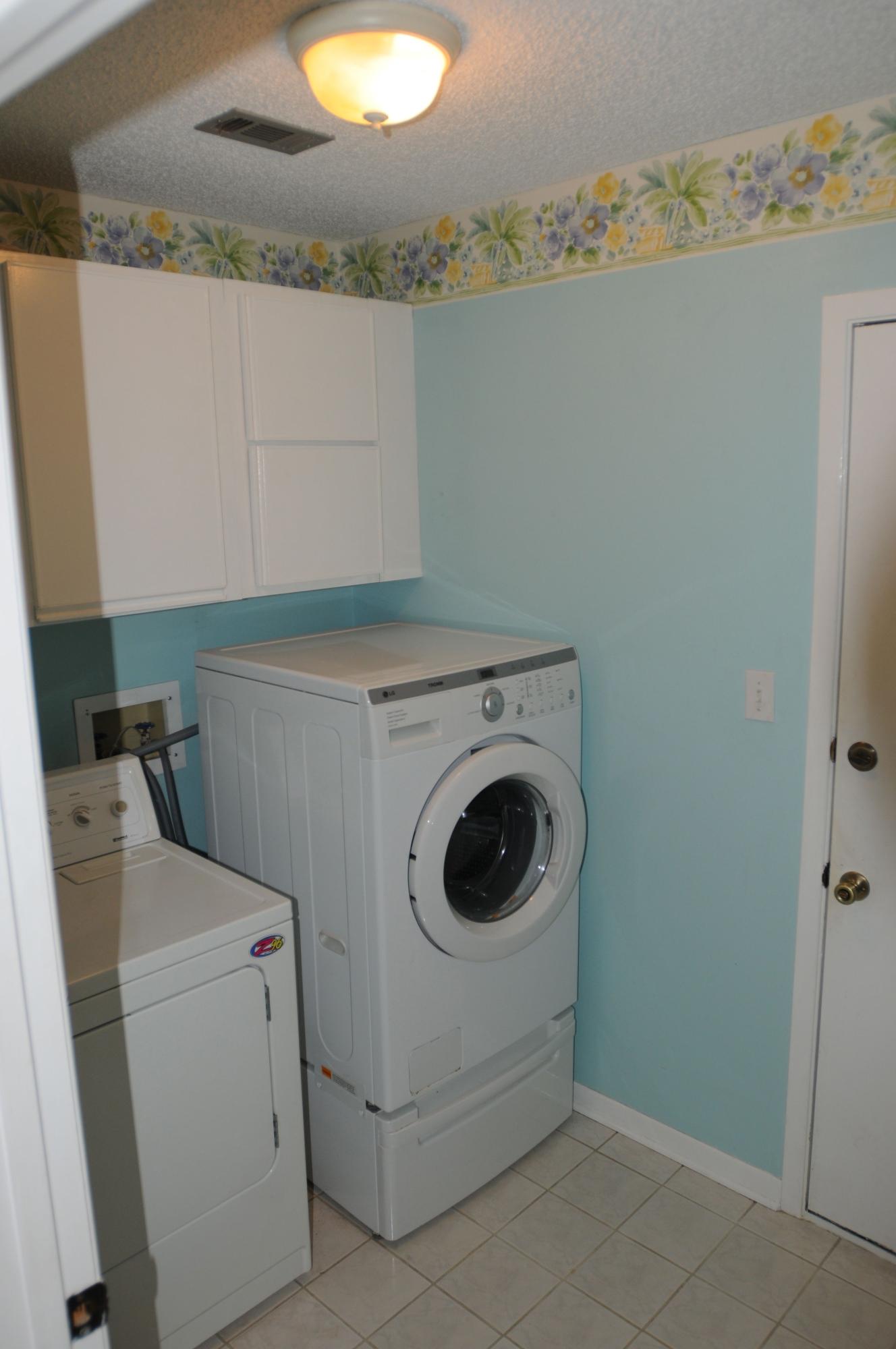 LIDO VILLAGE - Residential