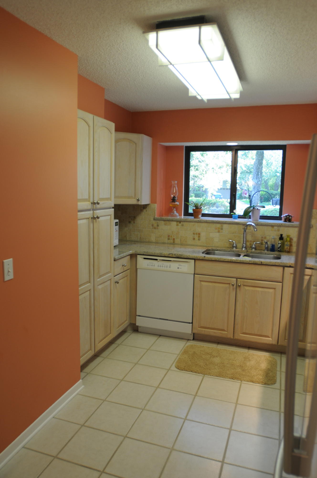 LIDO VILLAGE - Residential