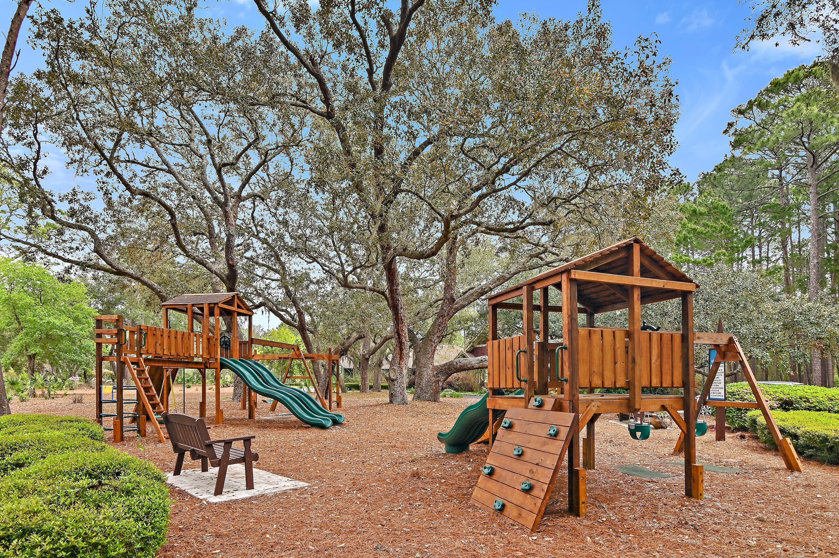 THE COURTS AT WILD HERON PHASE I - Residential