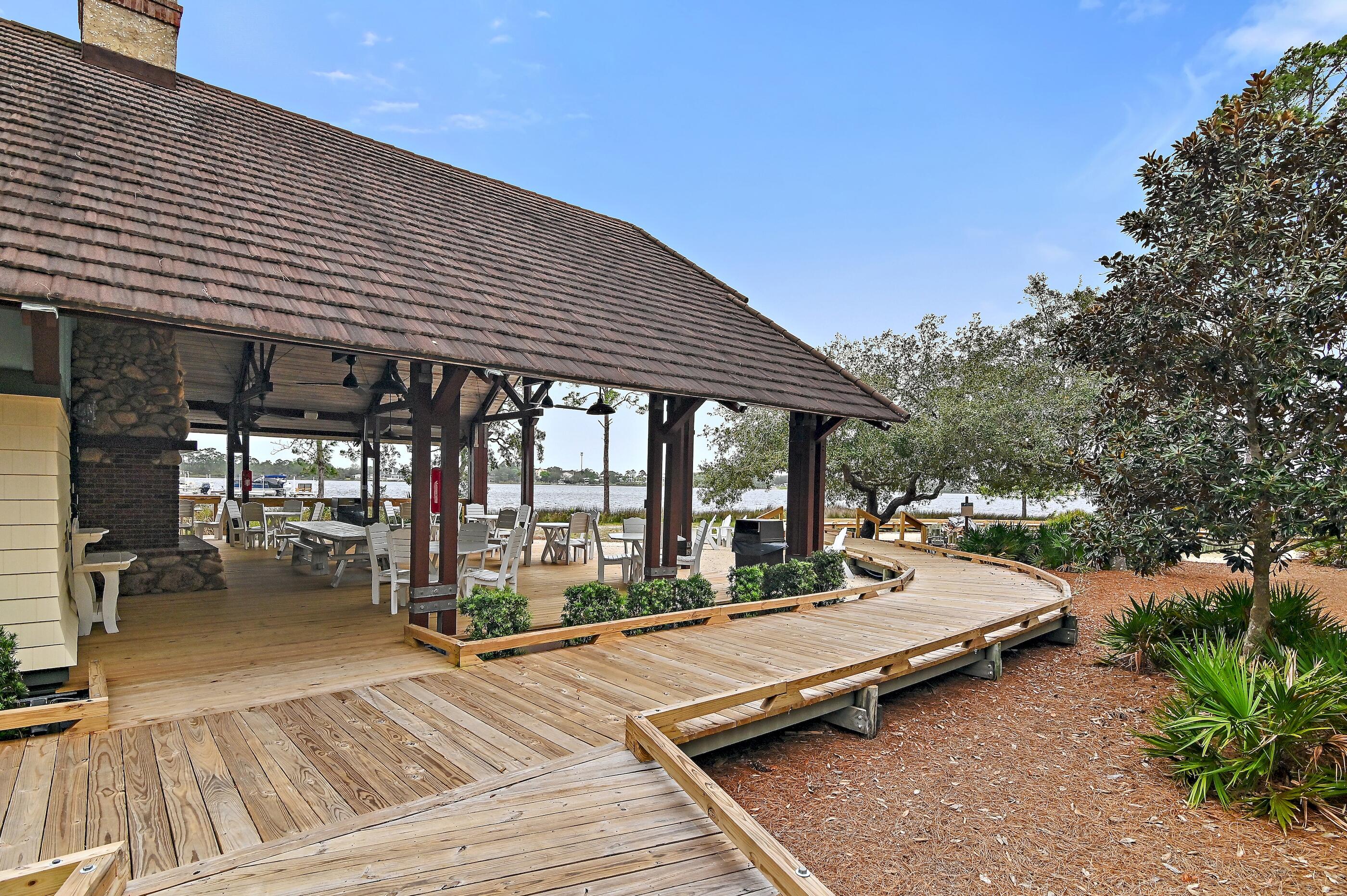 THE COURTS AT WILD HERON PHASE I - Residential