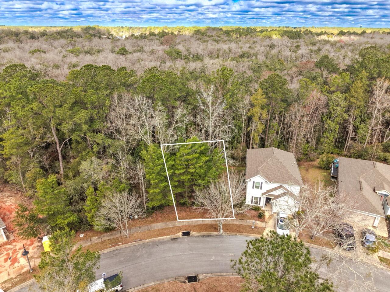 LAGRANGE LANDING - Land