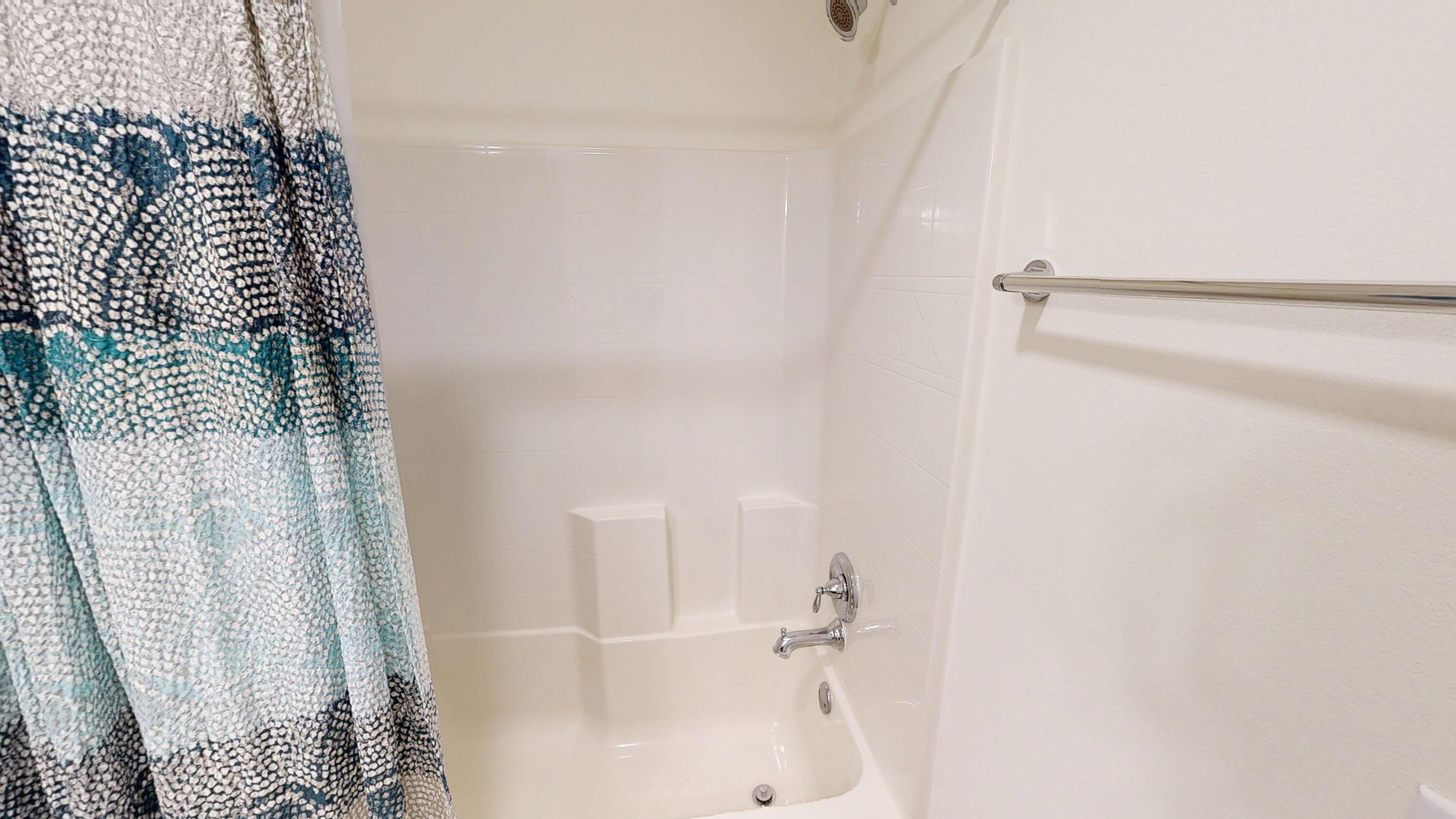 RESERVE POINTE - Residential