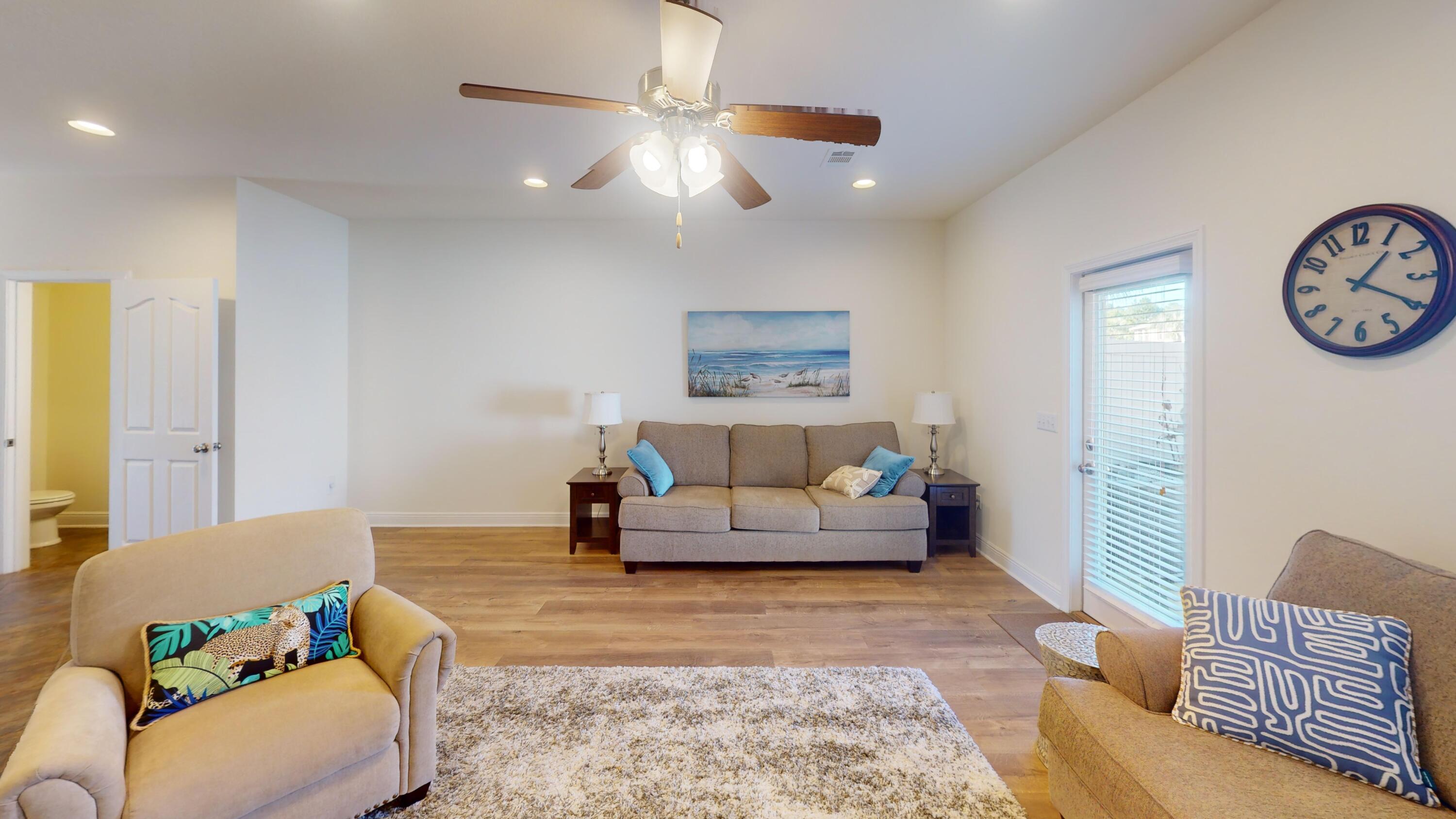 RESERVE POINTE - Residential