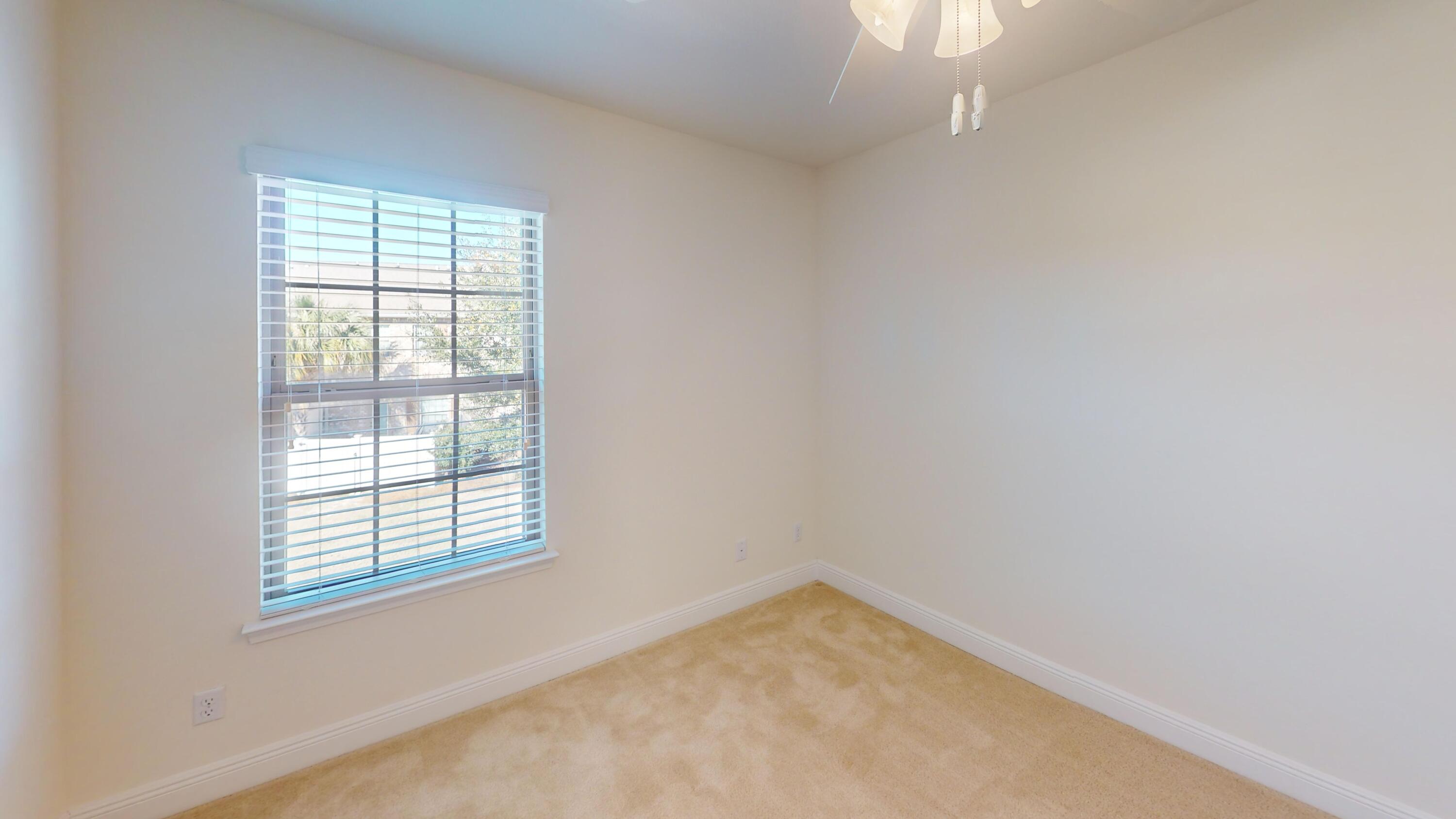 RESERVE POINTE - Residential