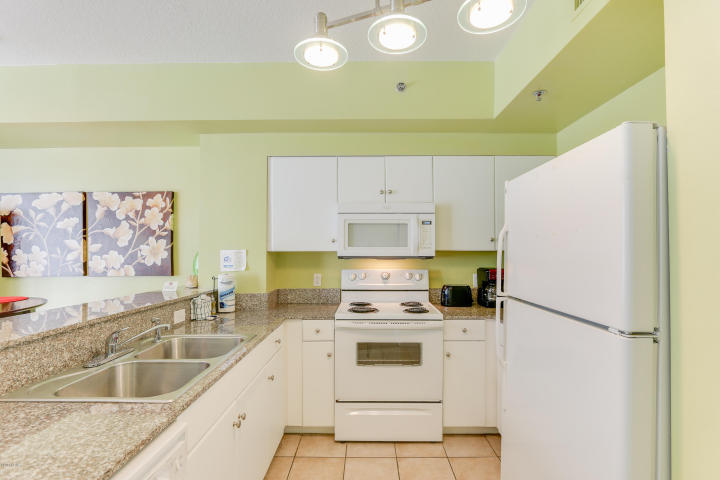 SHORES OF PANAMA - Residential