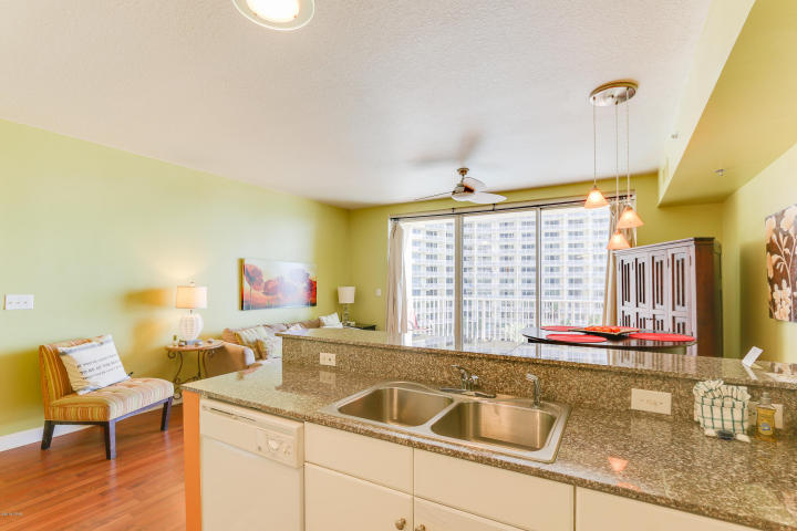 SHORES OF PANAMA - Residential