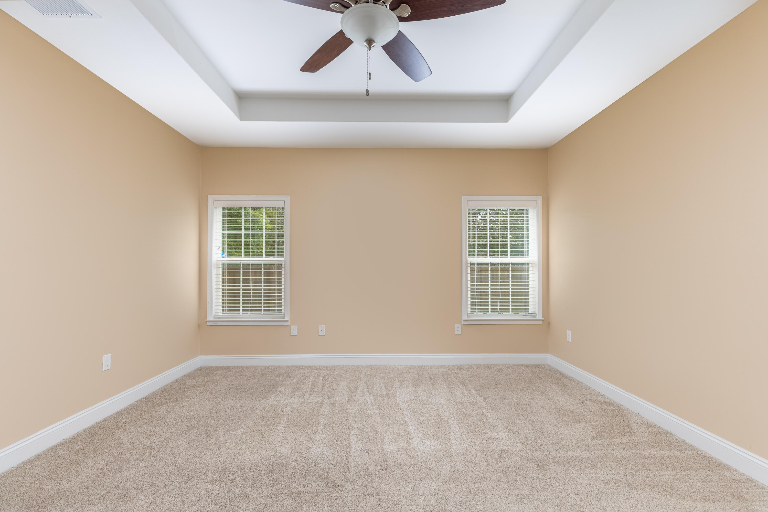 CRESCENT SHORES - Residential