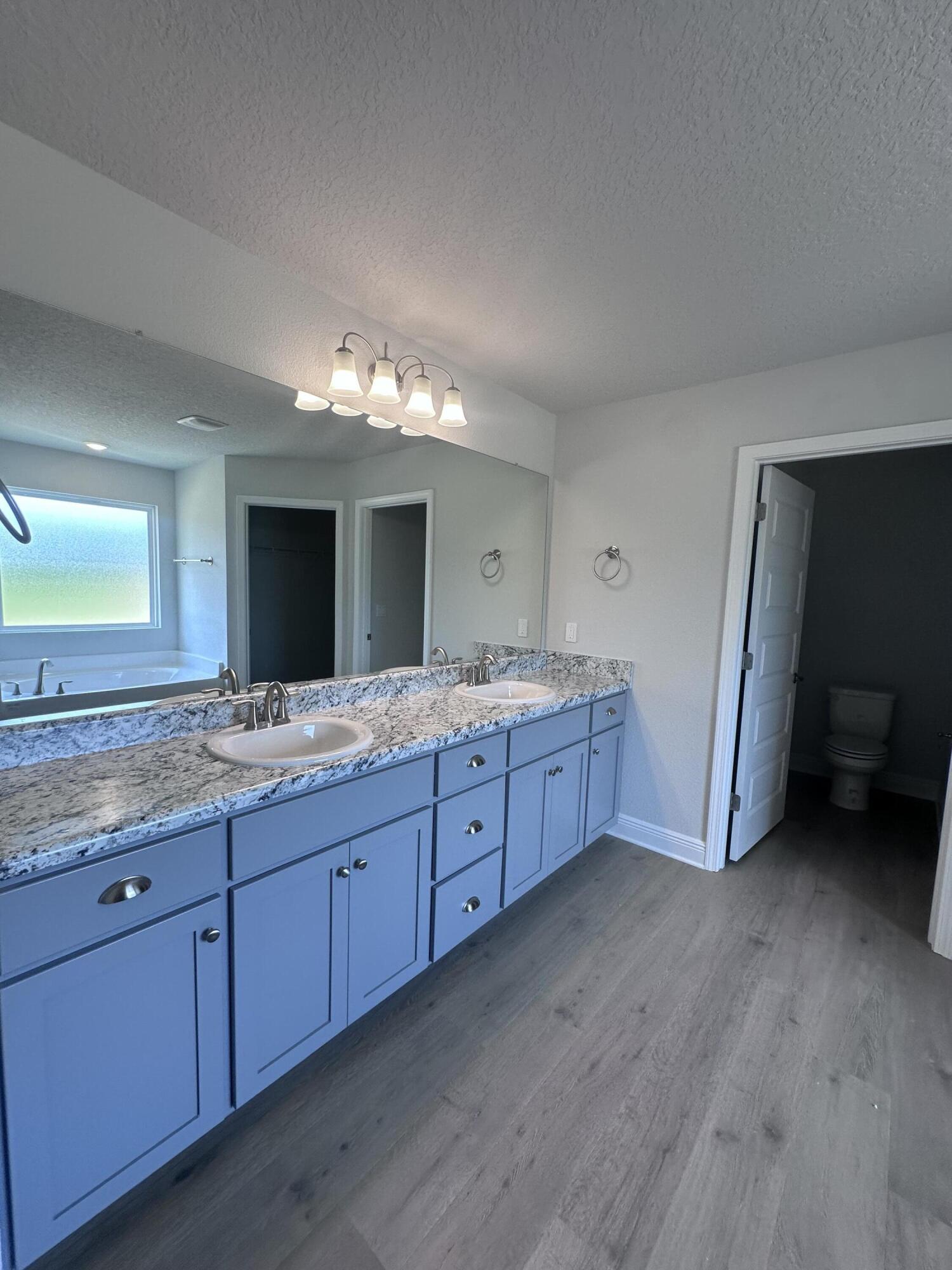 Ashton View - Residential