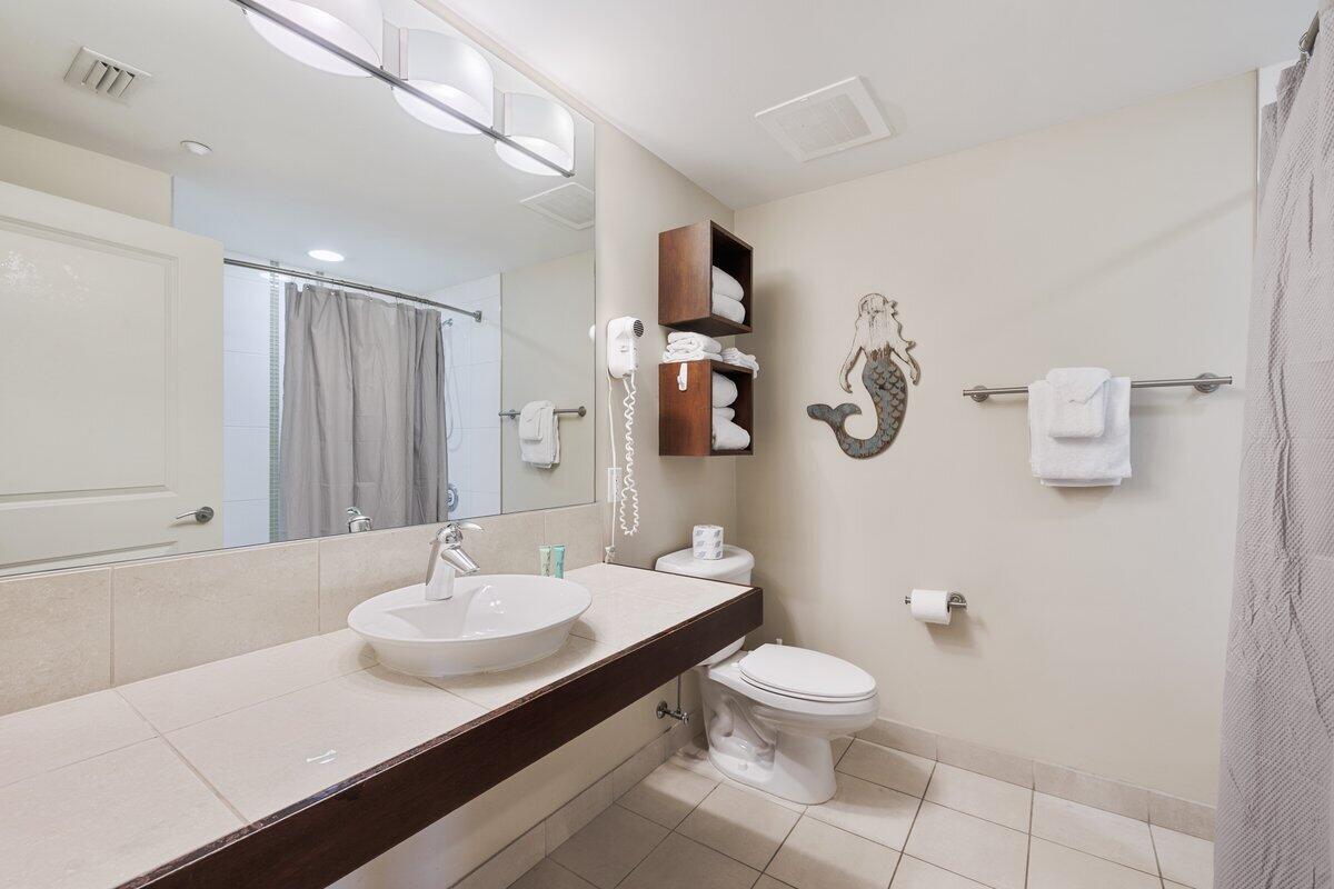 BAHIA CONDO - Residential