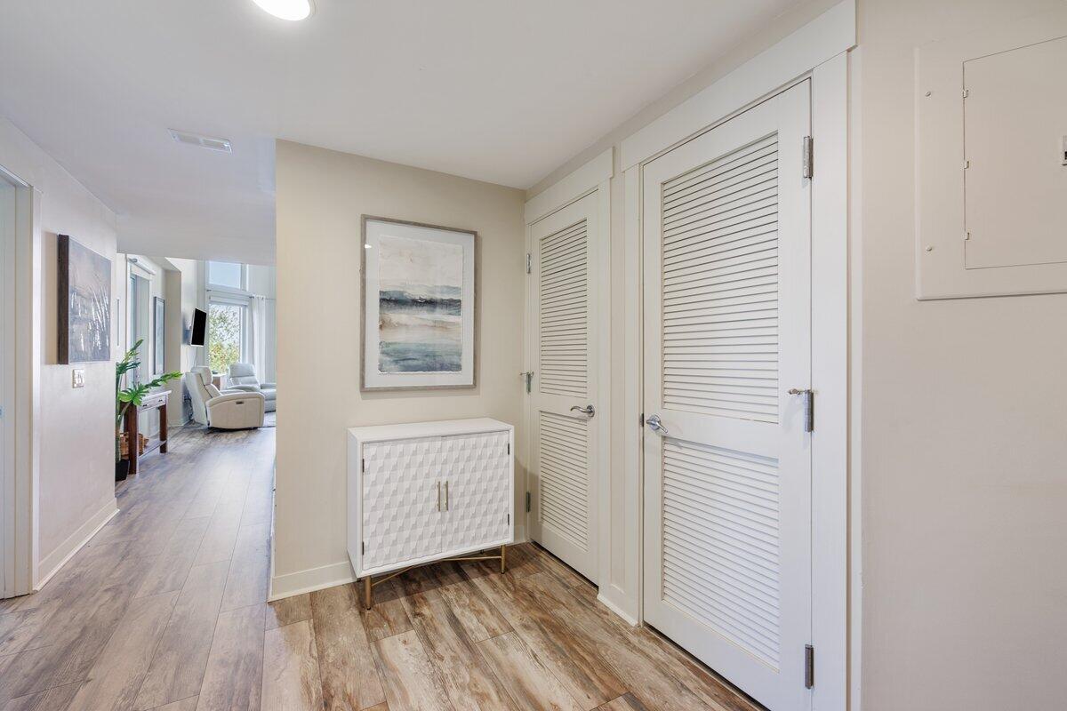 BAHIA CONDO - Residential