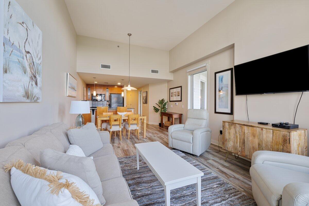 BAHIA CONDO - Residential