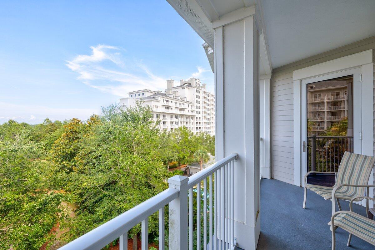 BAHIA CONDO - Residential