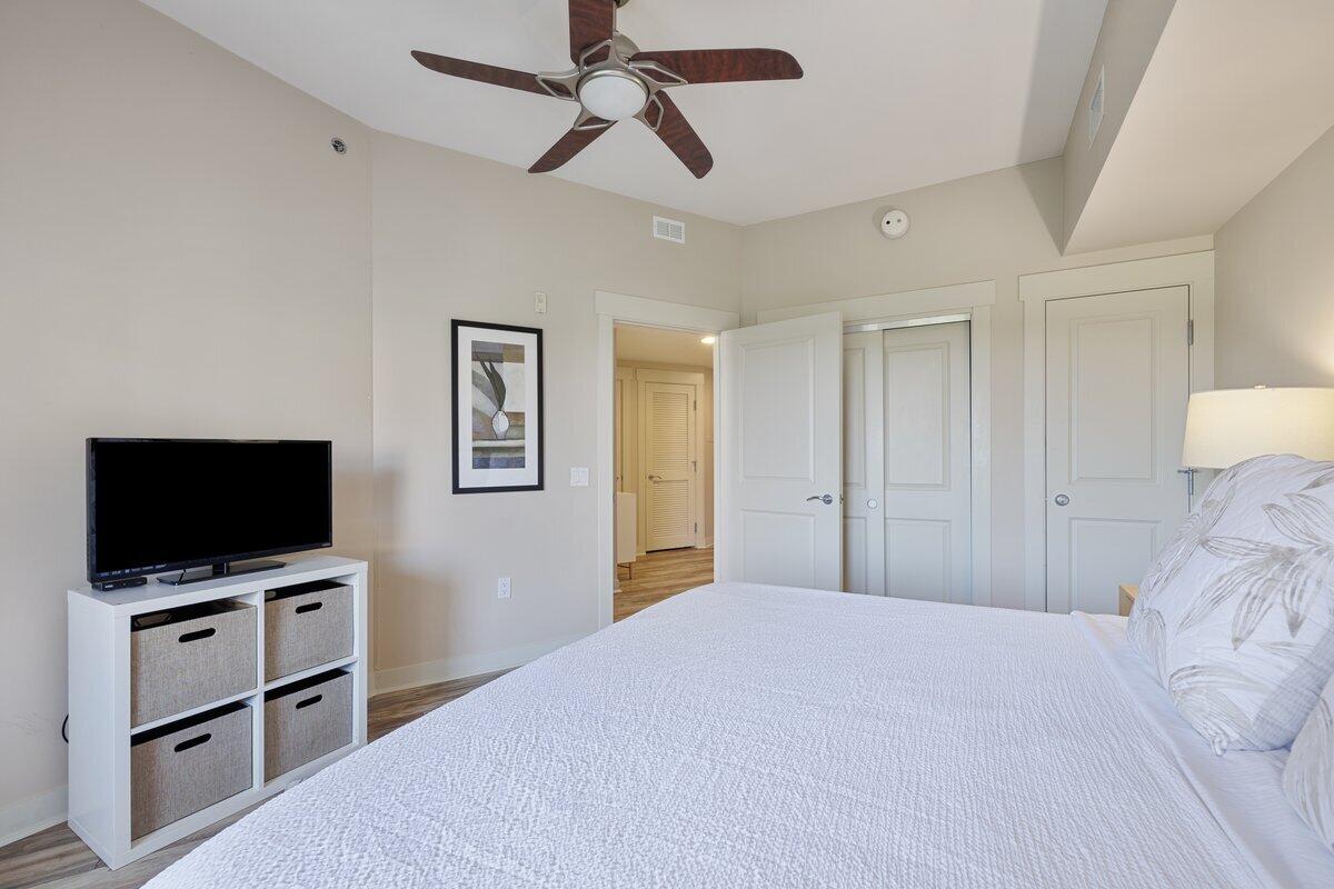 BAHIA CONDO - Residential