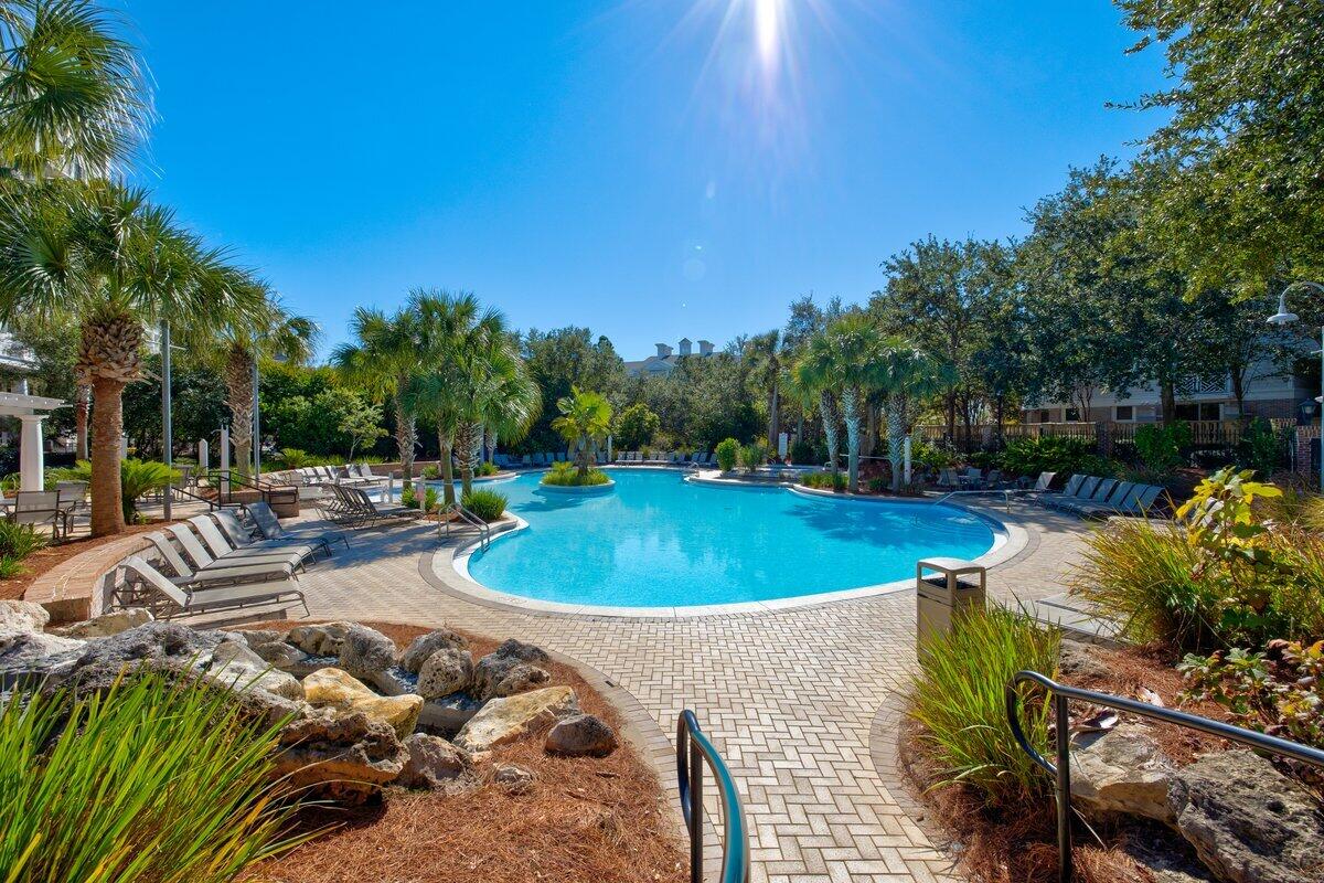 BAHIA CONDO - Residential