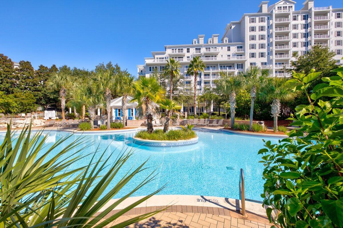 BAHIA CONDO - Residential