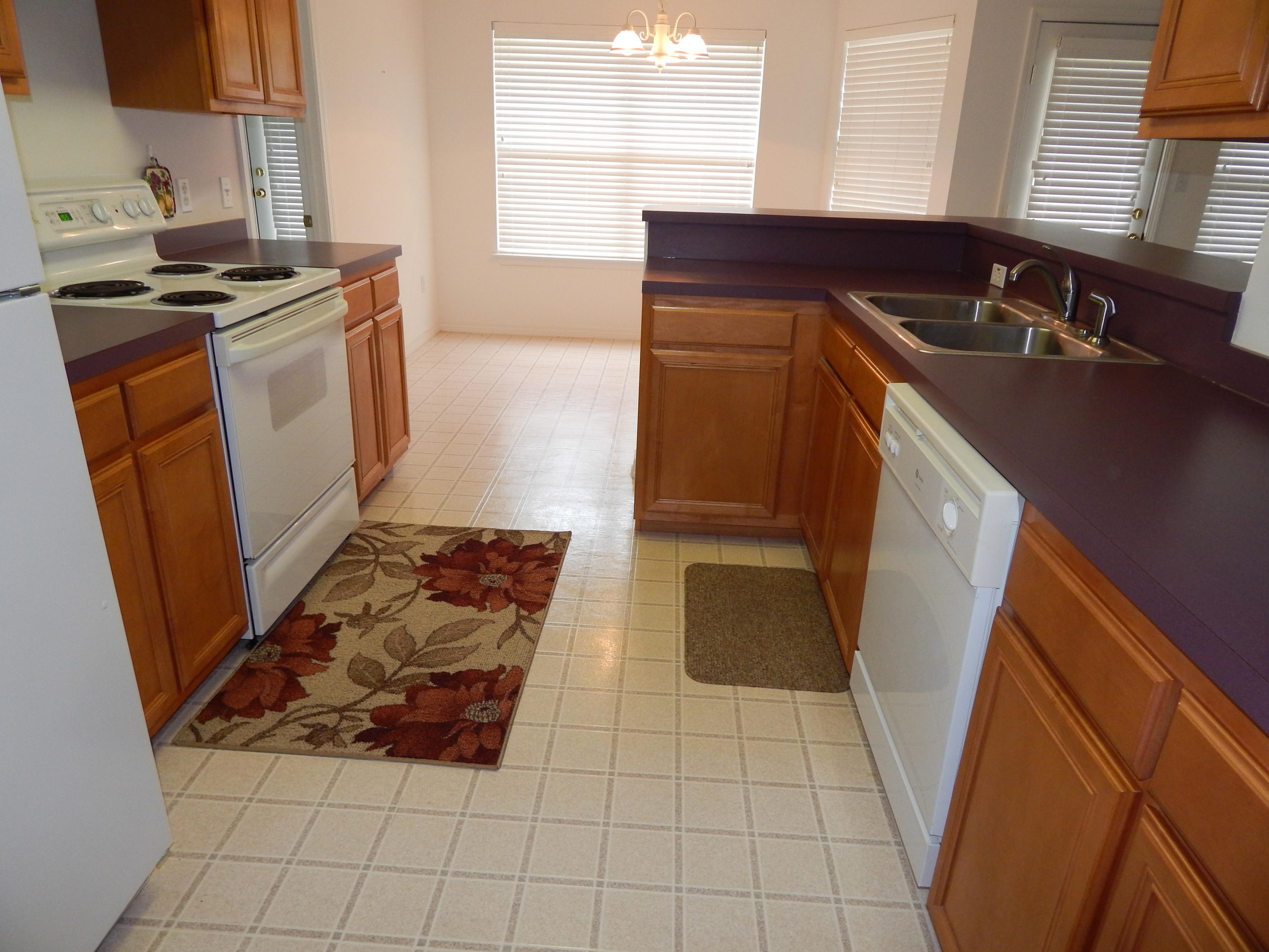 HOLLEY BY THE SEA - Residential