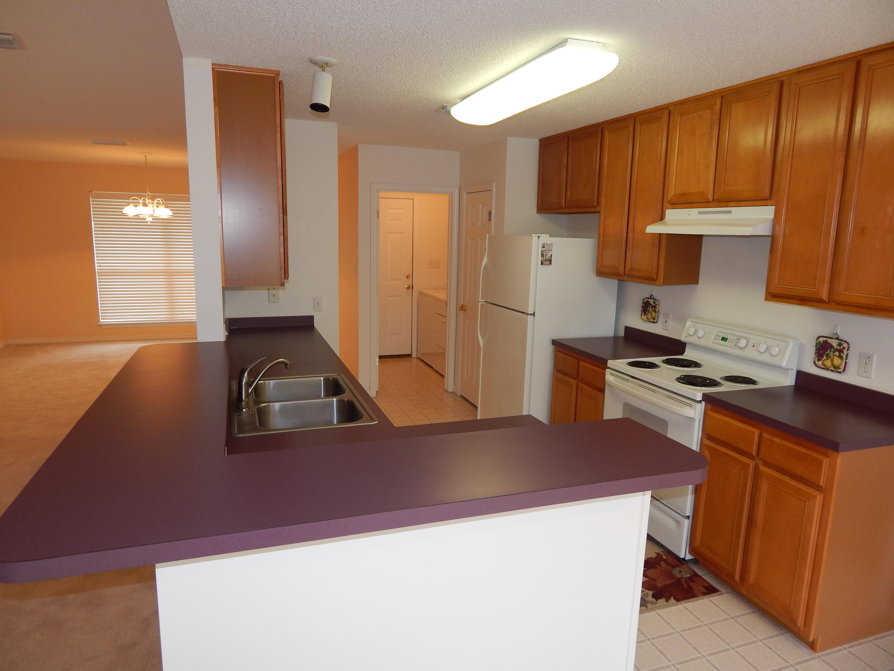 HOLLEY BY THE SEA - Residential