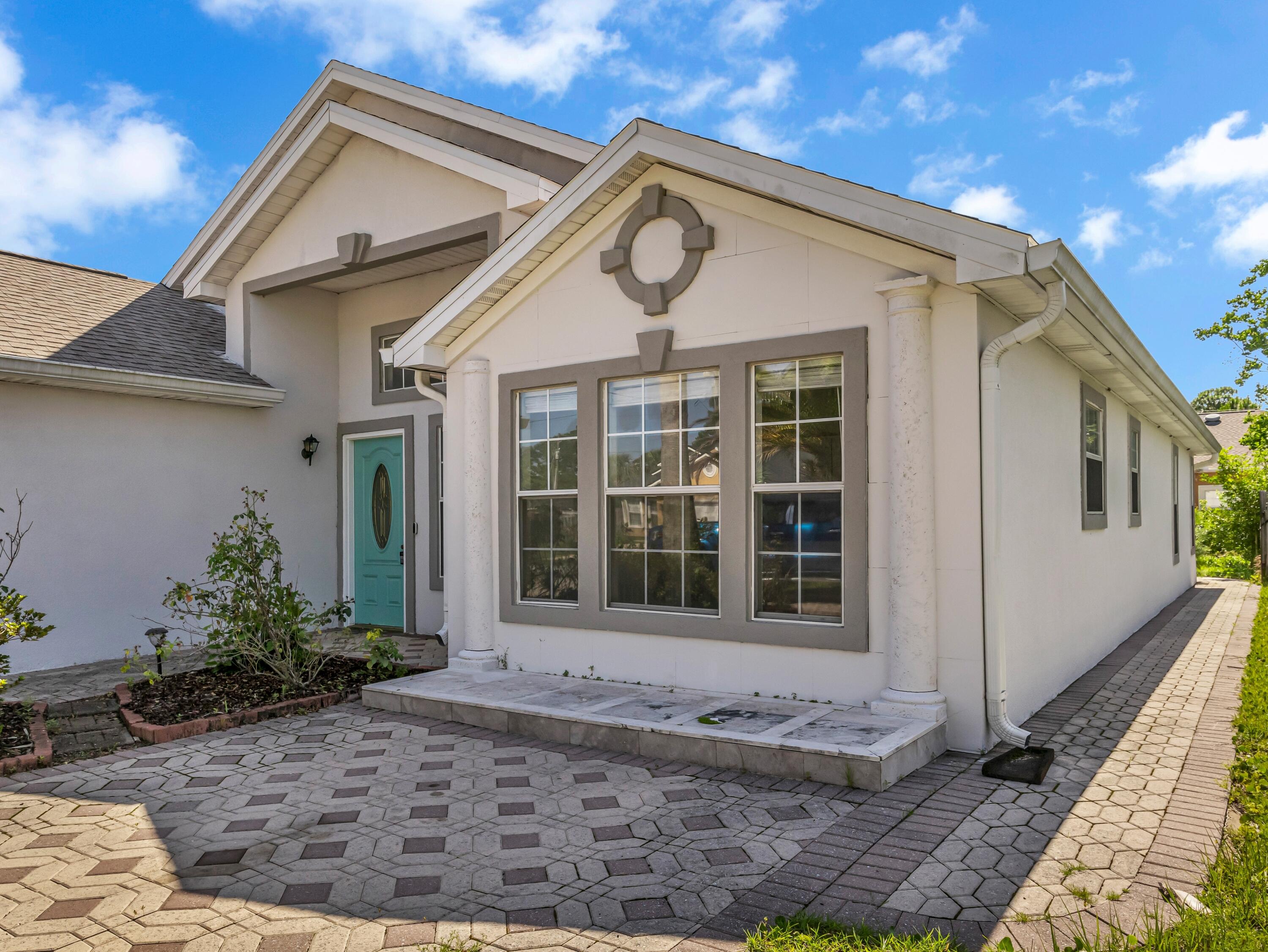 HIDDEN HARBOR ESTATES - Residential