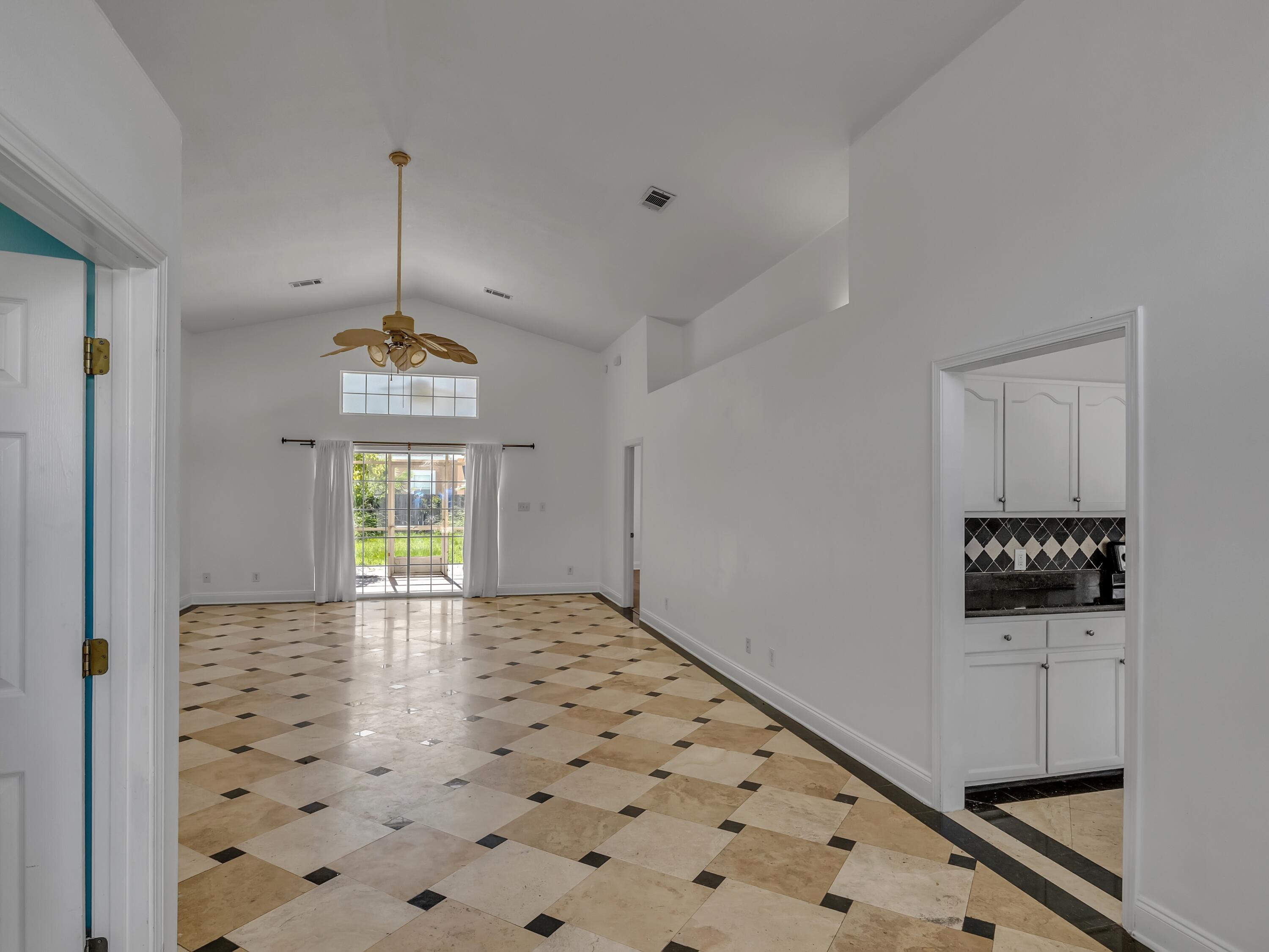 HIDDEN HARBOR ESTATES - Residential