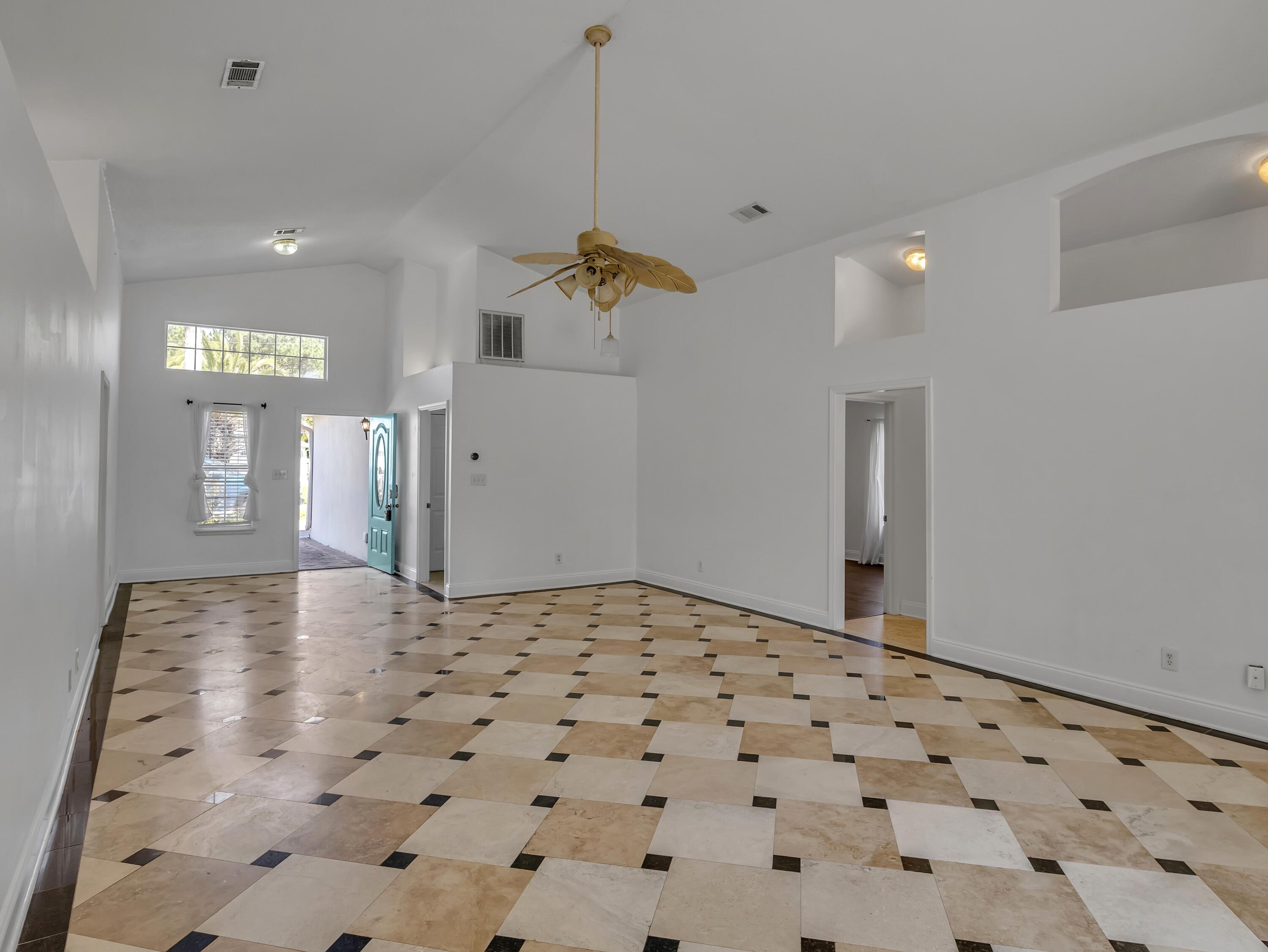 HIDDEN HARBOR ESTATES - Residential