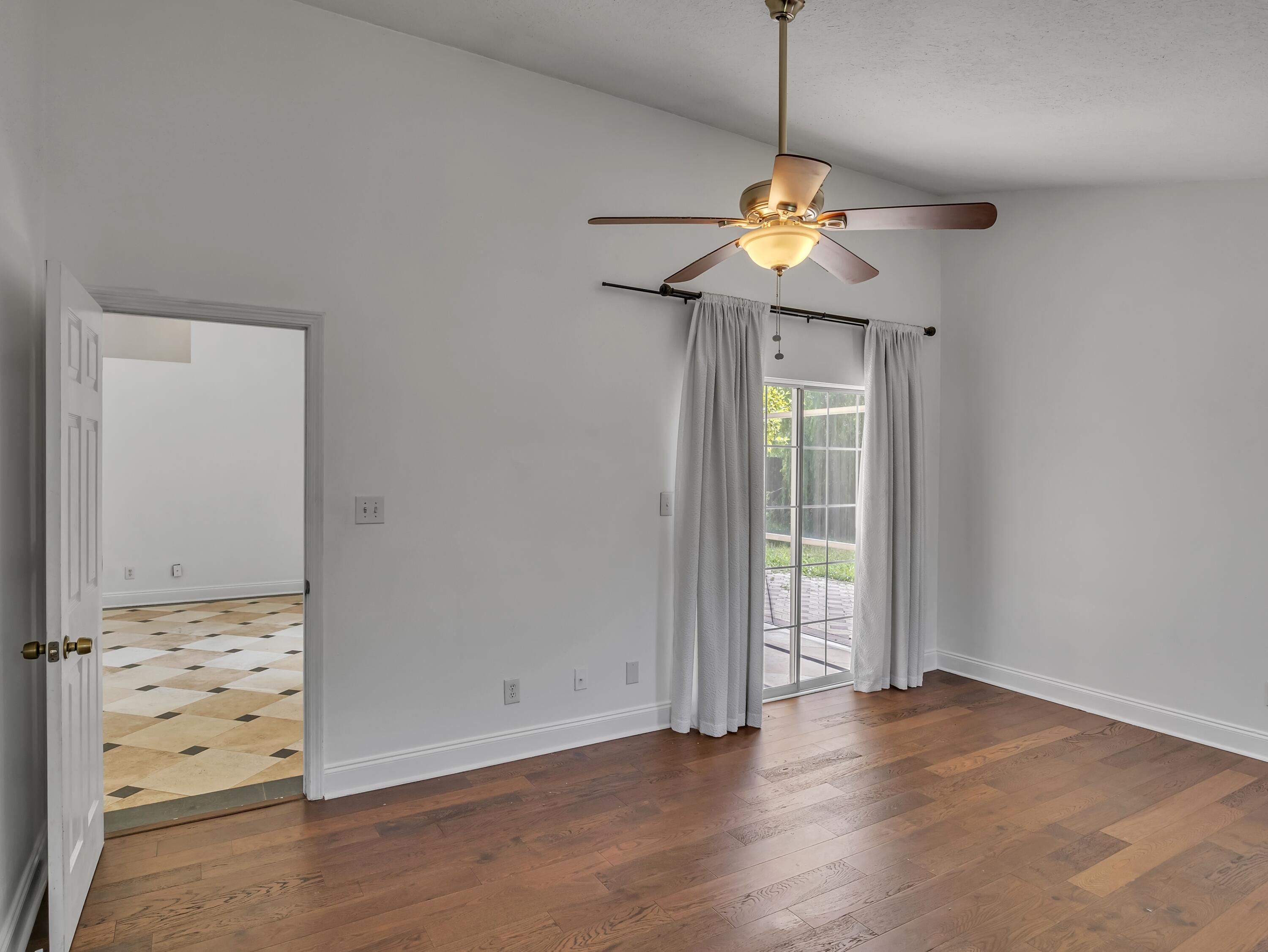 HIDDEN HARBOR ESTATES - Residential