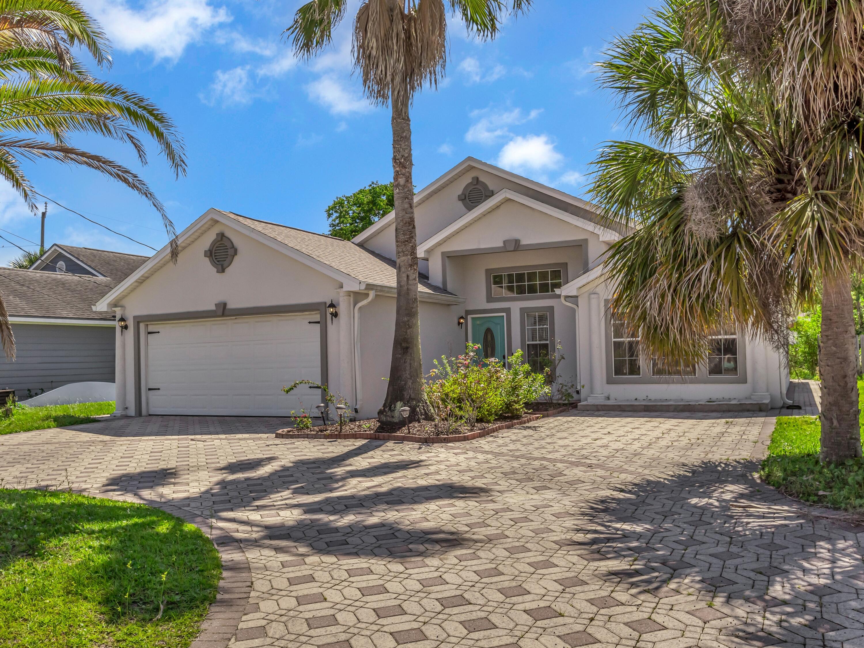 HIDDEN HARBOR ESTATES - Residential