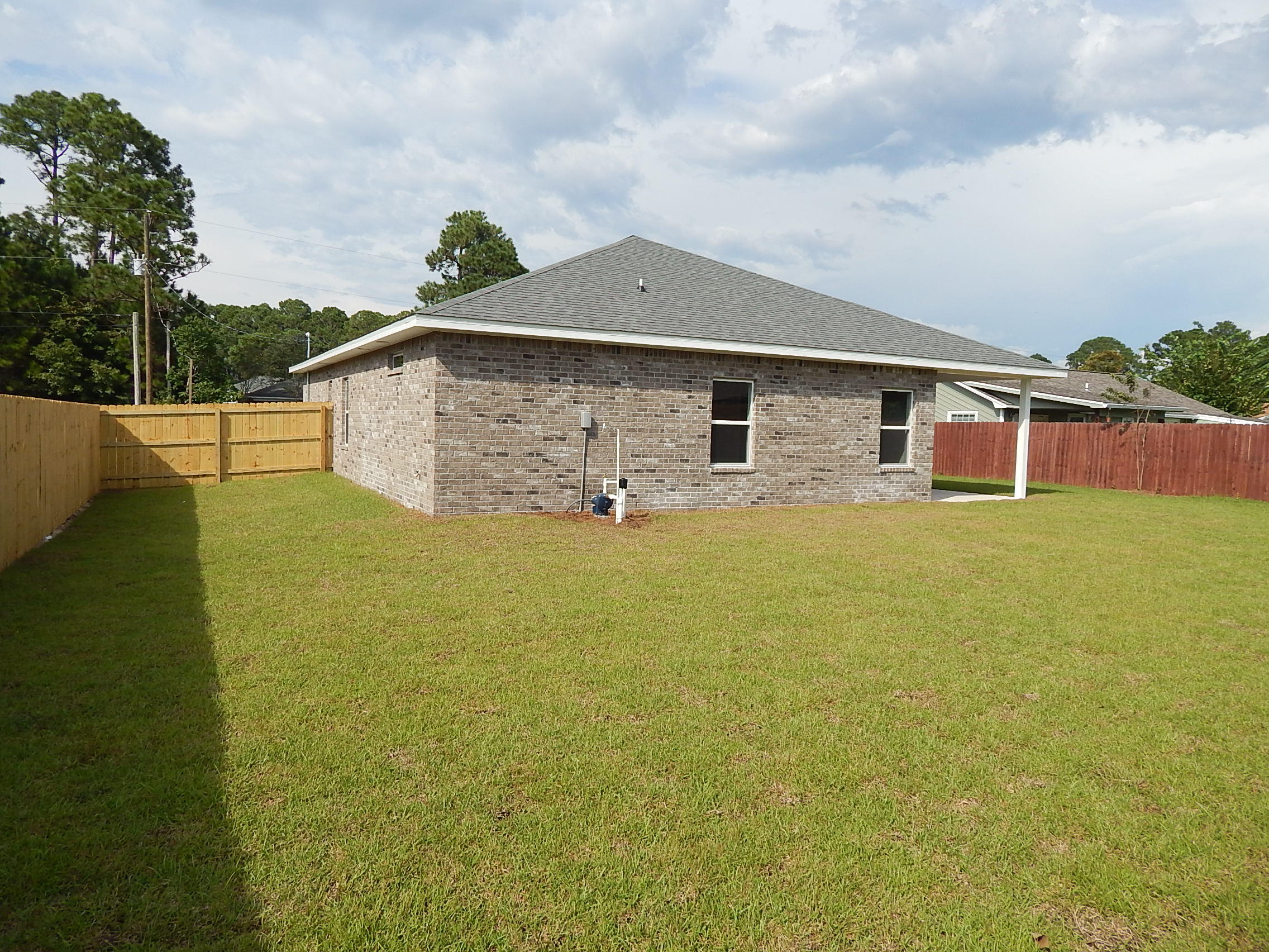 WYNNEHAVEN BCH EST - Residential