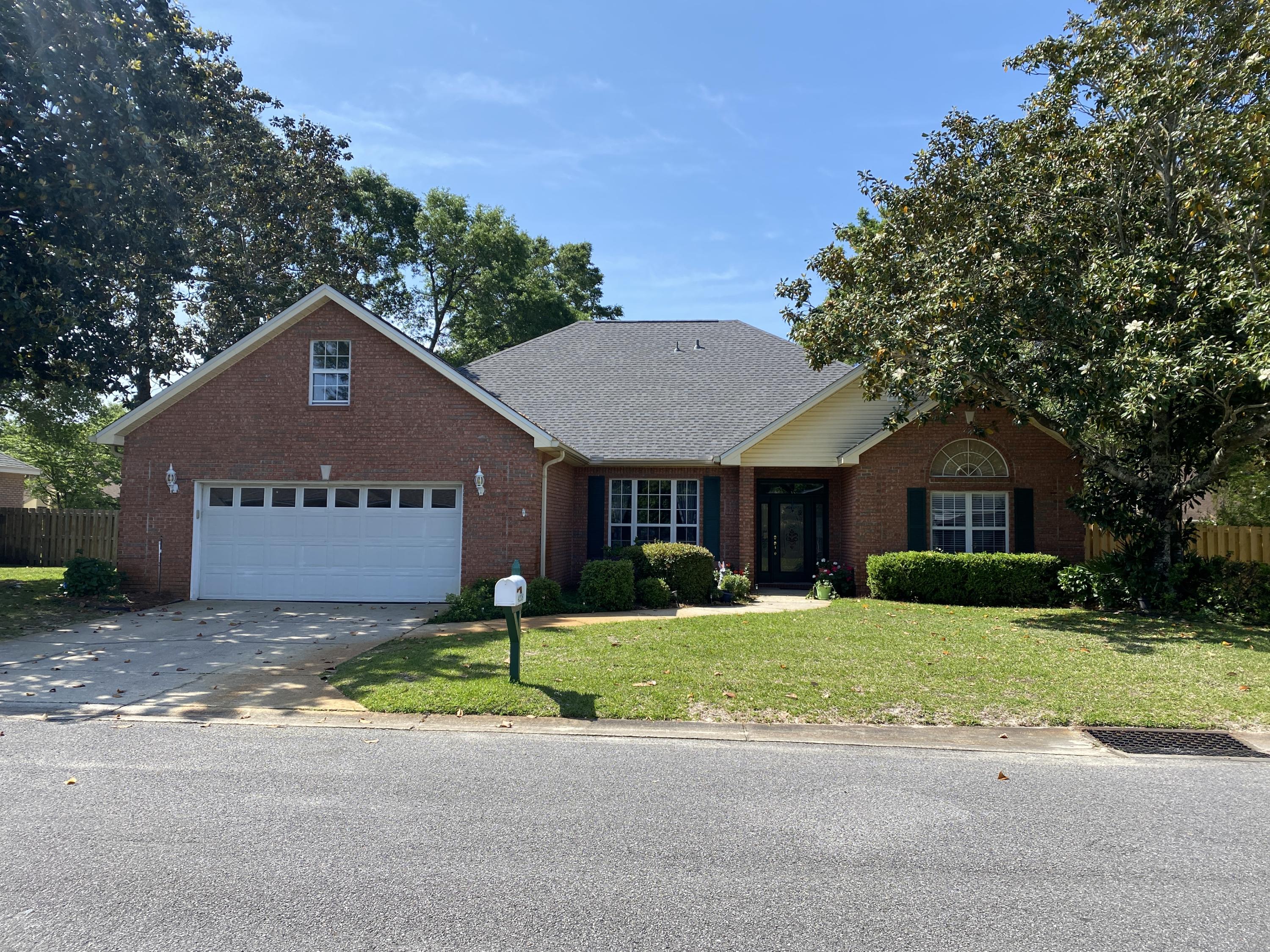 Gorgeous home on a quiet street of Bluewater Bay! Tucked away in the gated community of Magnolia Plantation, this home is available for the FIRST time. The original owners have taken great care of this property and it shows! The updated flooring, well appointed and updated kitchen and stunning master bath are the most impressive features! You'll also find tall ceilings, a split bedroom floor plan, elegant master bedroom, a separate office off the foyer, 2 dining spaces, a GIANT fully fenced backyard and room for a pool! Roof 2021, WH 2018