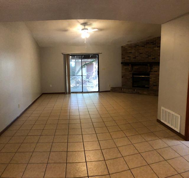 Bell Brook Estates 1st Addn - Residential