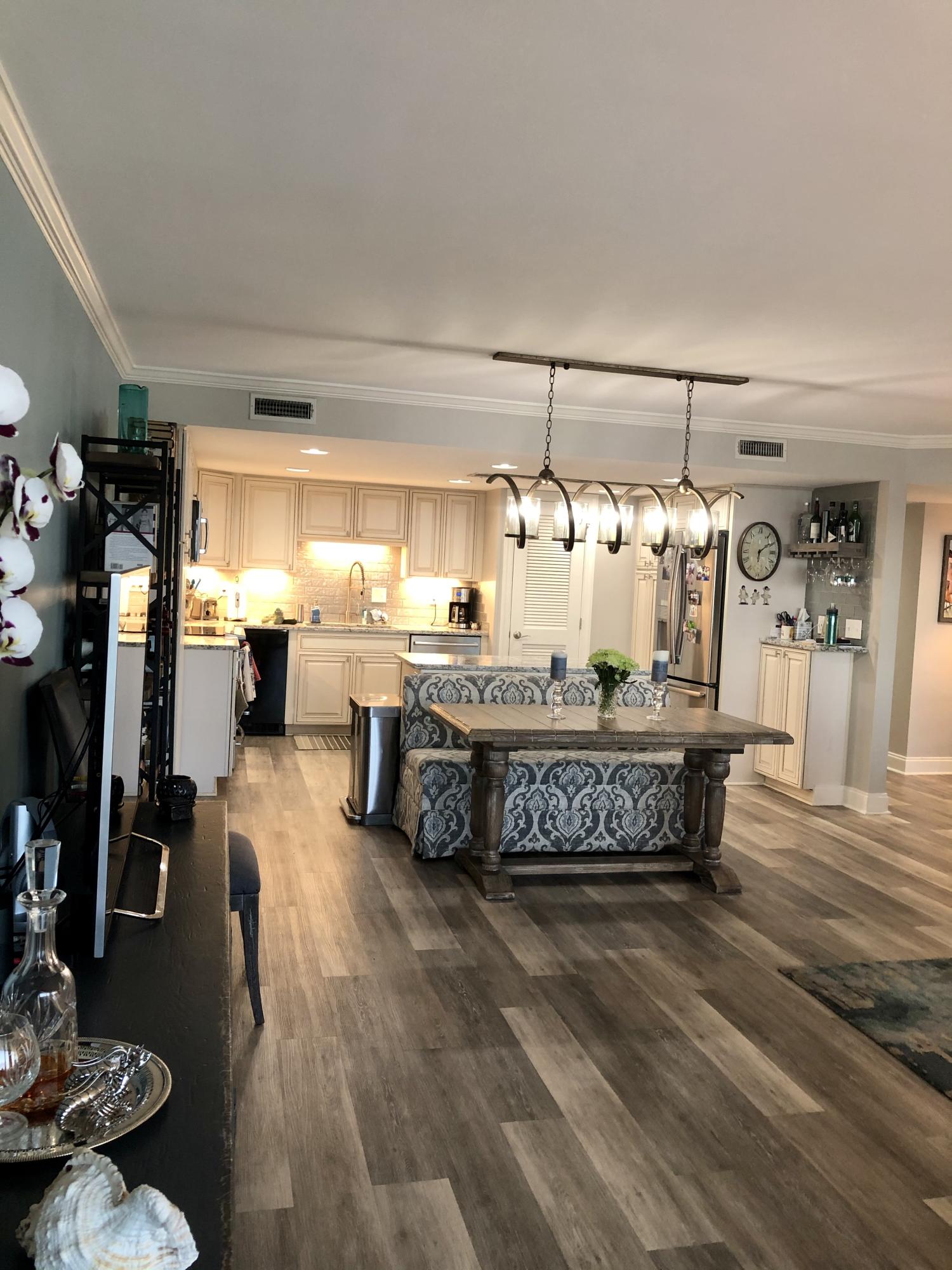 ISLAND ECHO CONDO - Residential