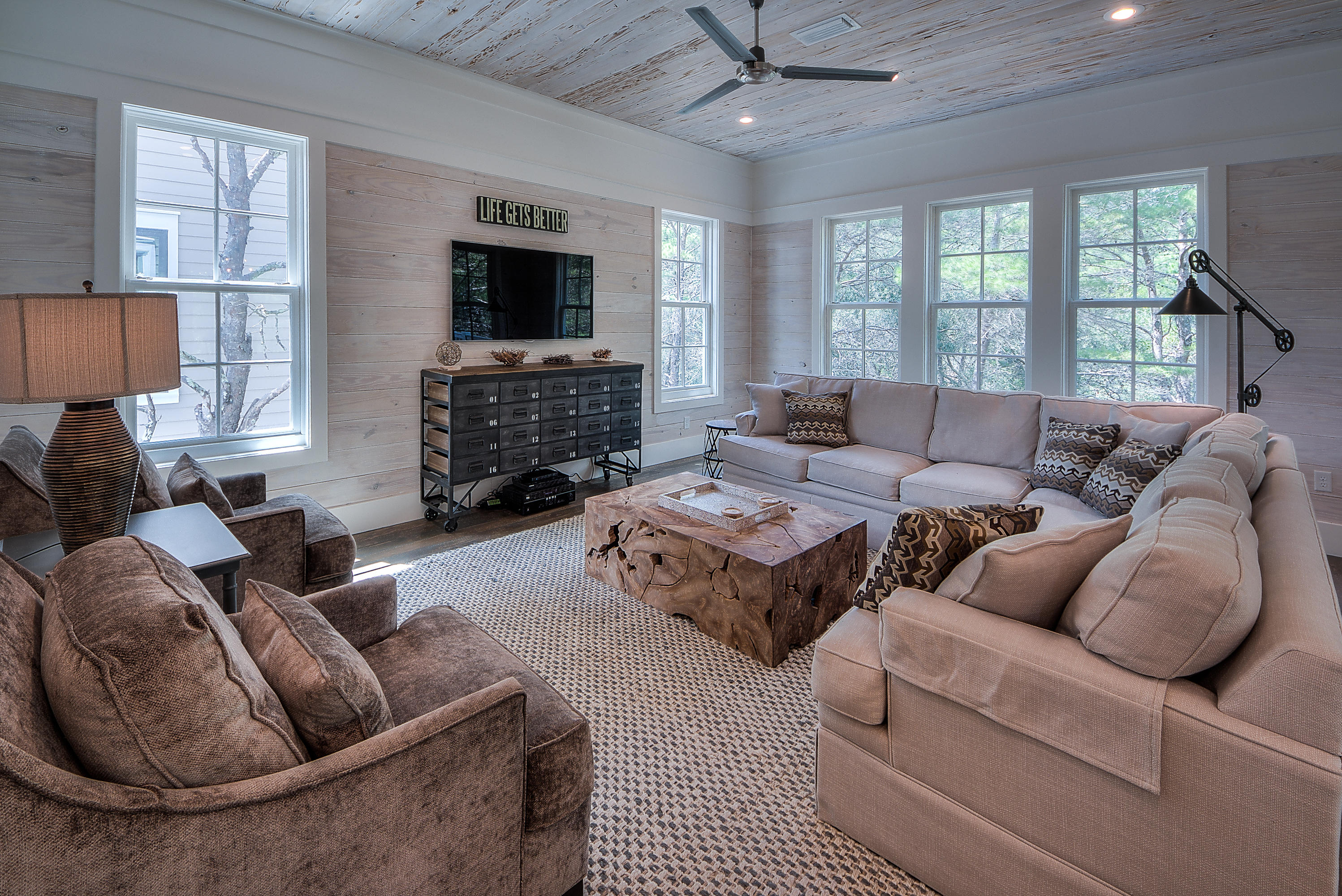 SEANEST VILLAGE - Residential