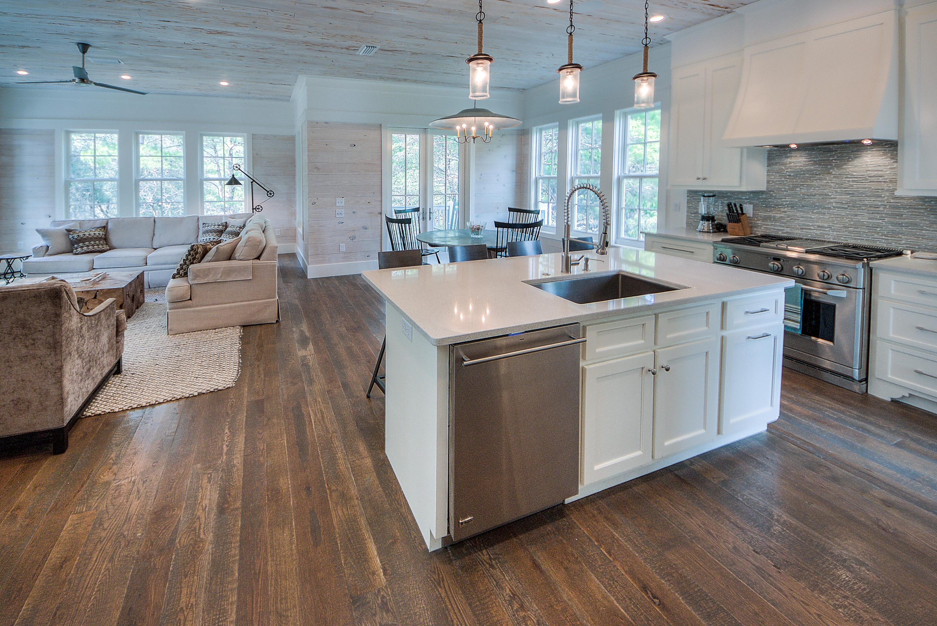 SEANEST VILLAGE - Residential