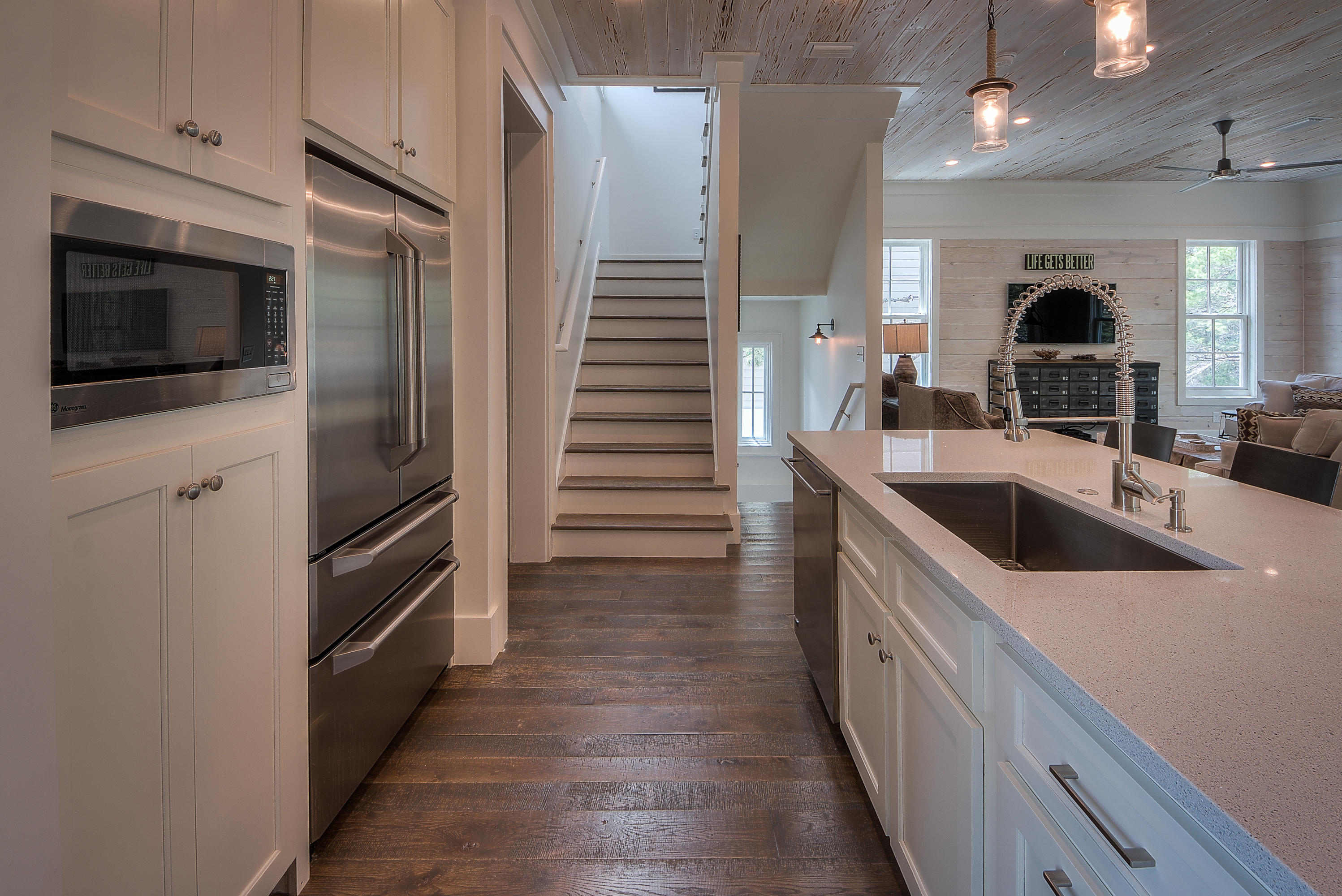 SEANEST VILLAGE - Residential