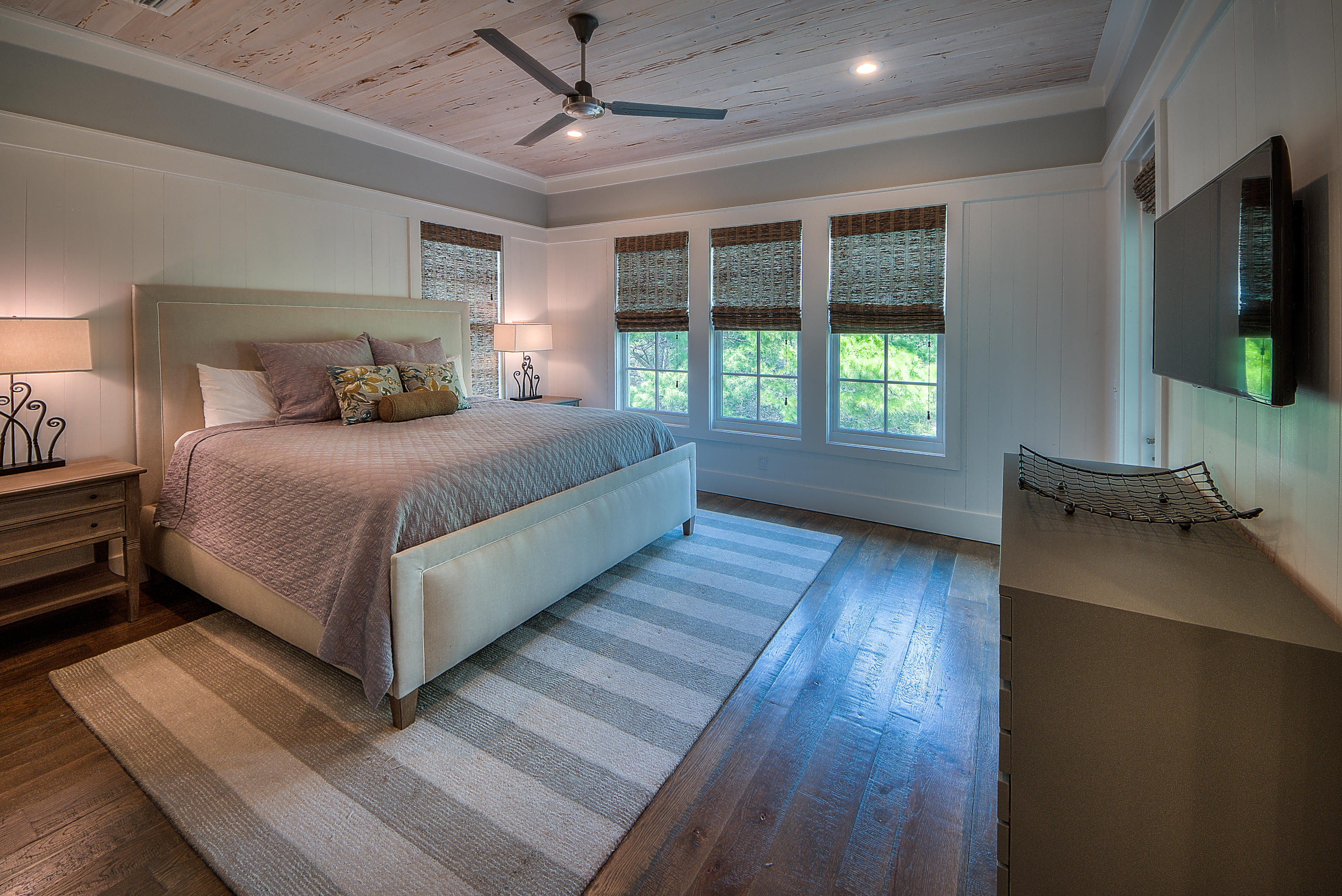 SEANEST VILLAGE - Residential