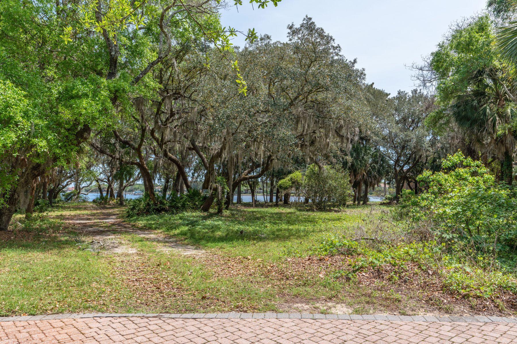 Estates at Indian Pointe - Land