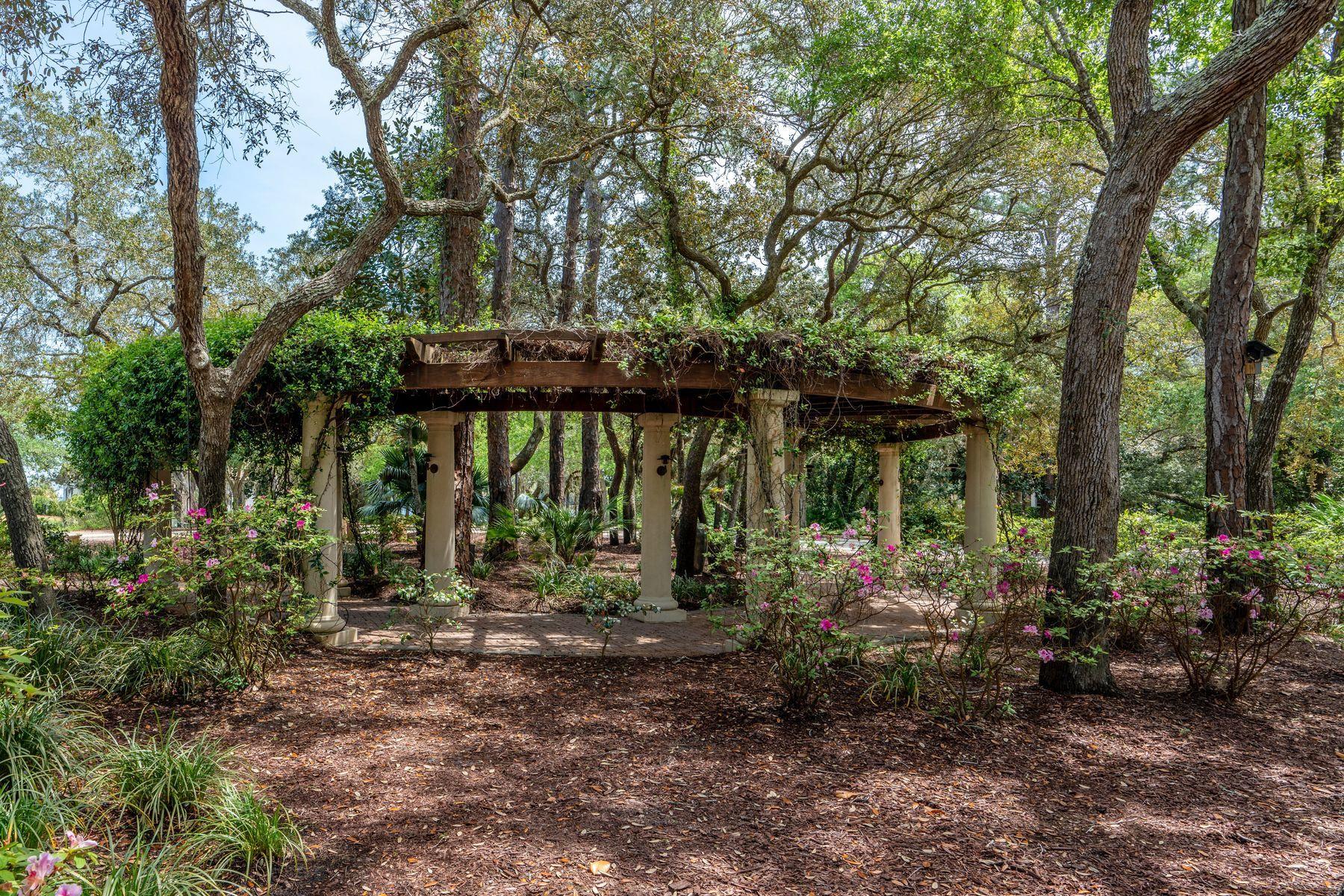 Estates at Indian Pointe - Land