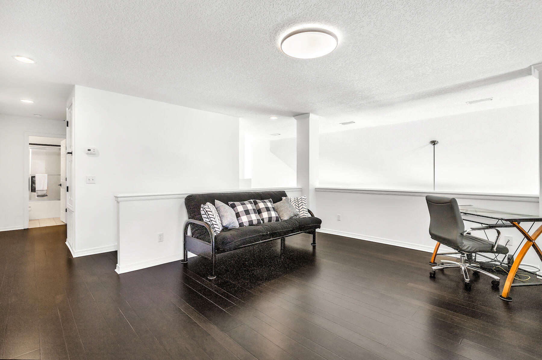 AVALON BEACH ESTATES - Residential