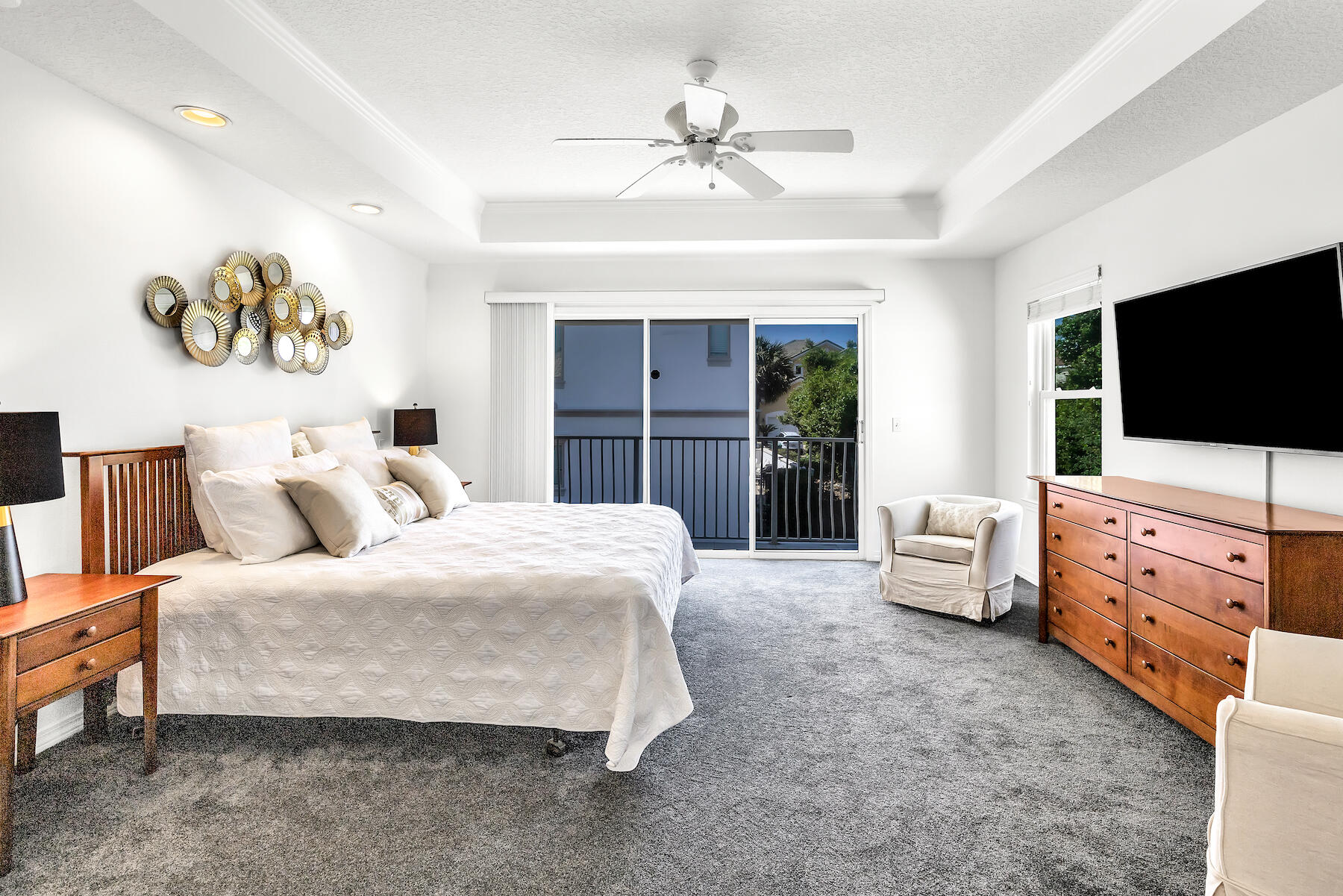 AVALON BEACH ESTATES - Residential