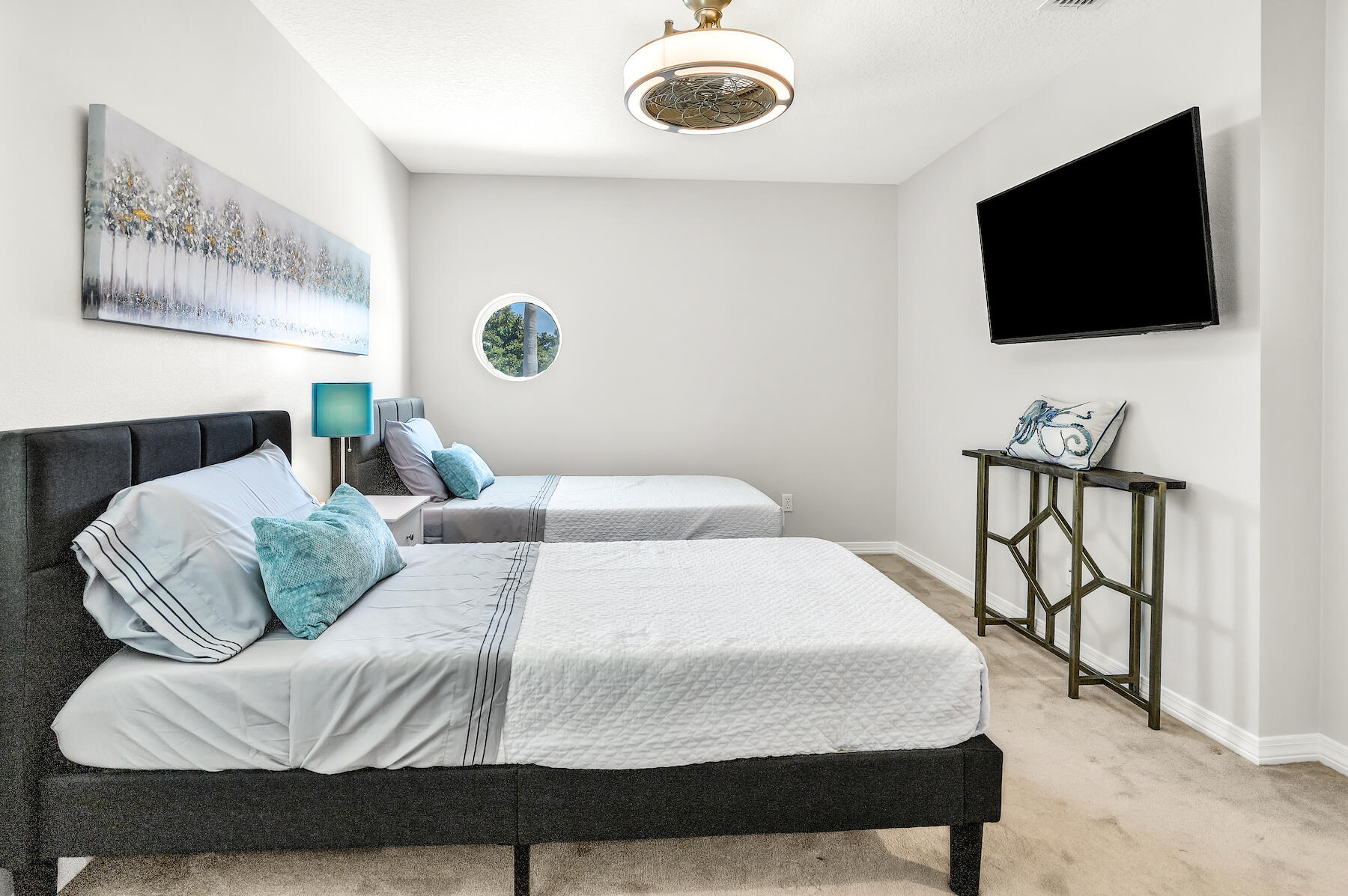 AVALON BEACH ESTATES - Residential