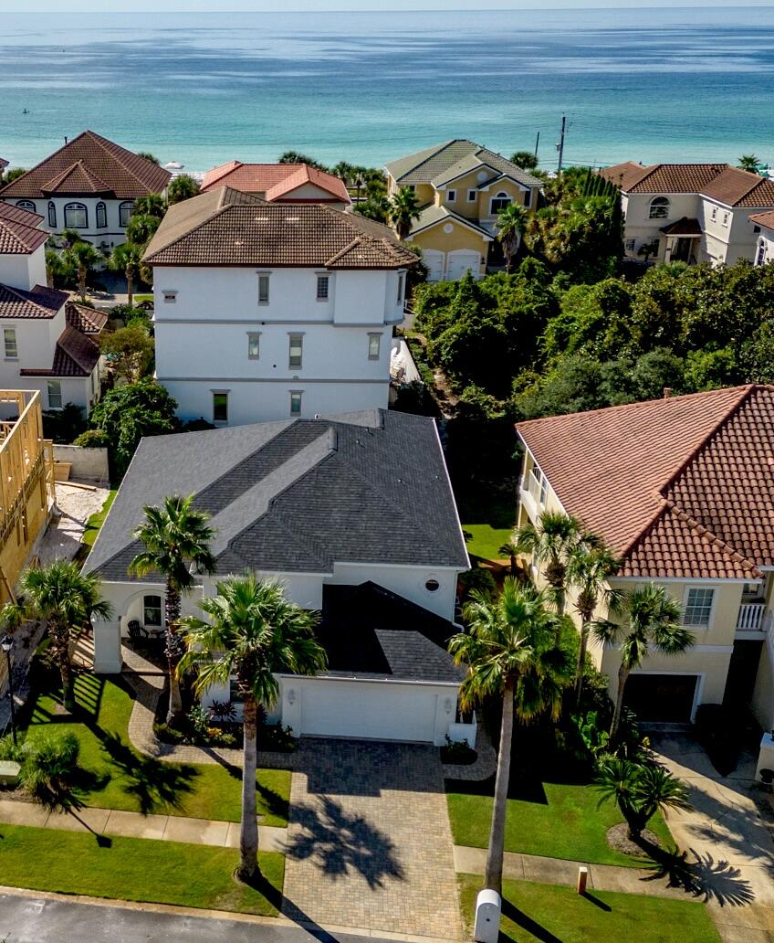 AVALON BEACH ESTATES - Residential