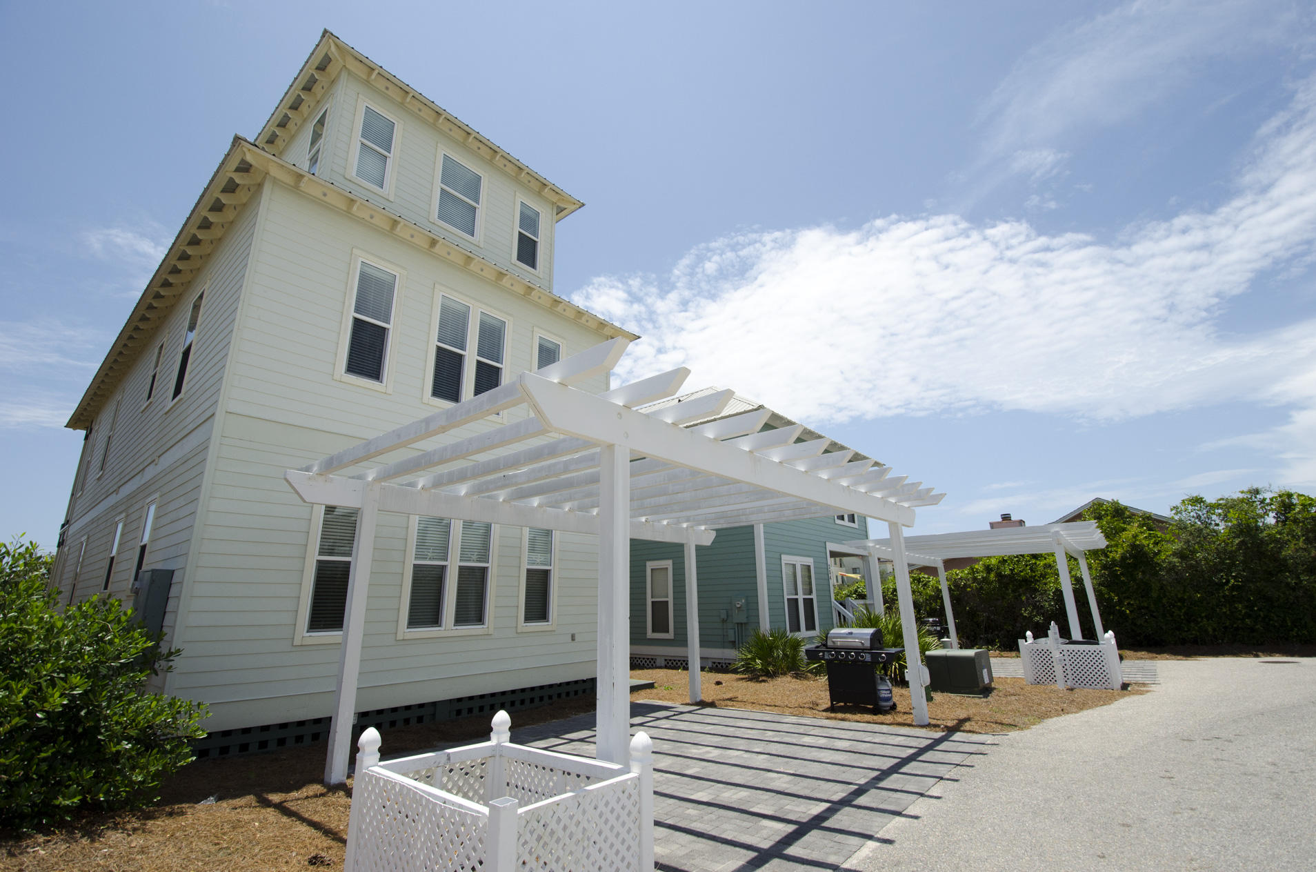 COTTAGES AT CAMP CREEK - Residential