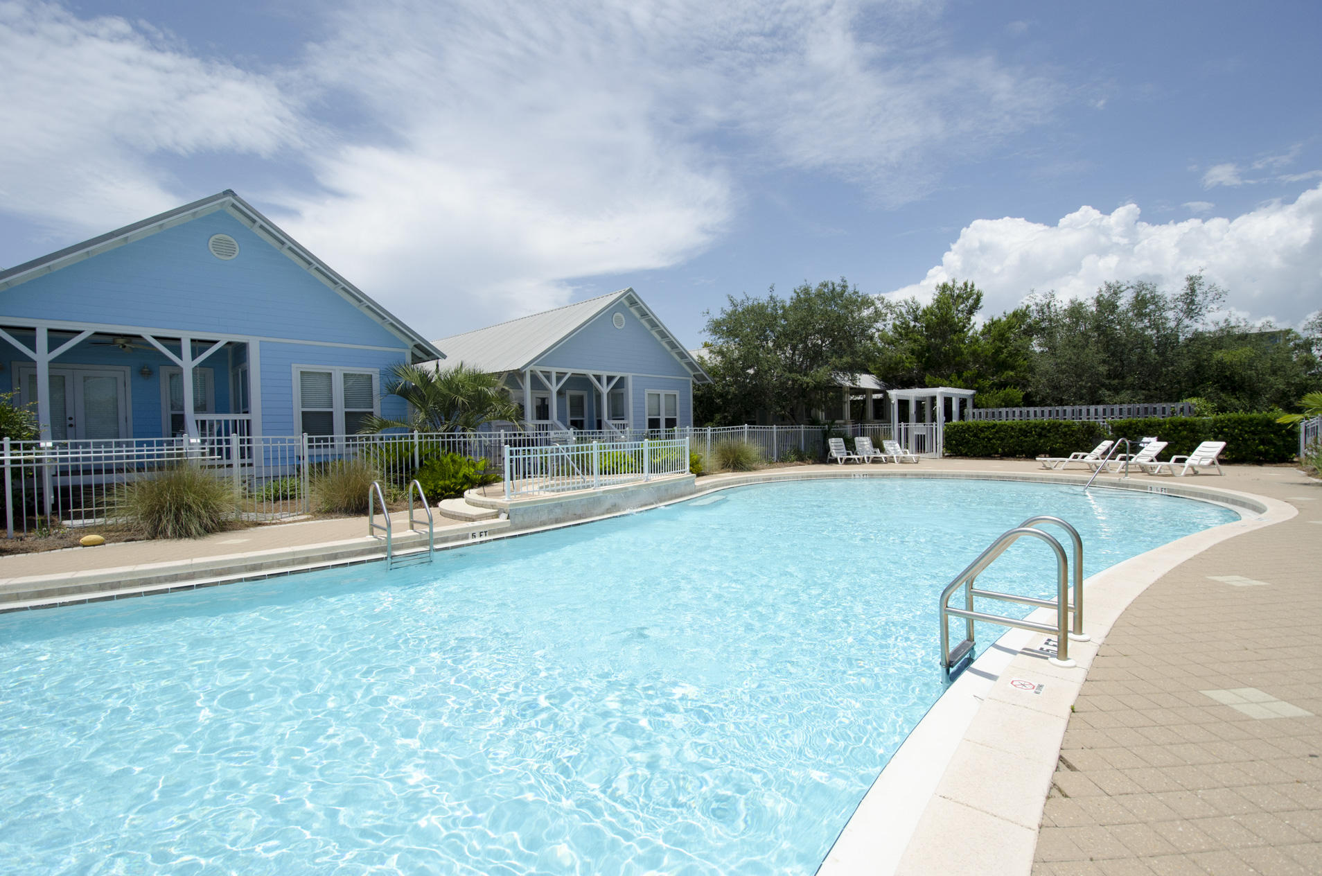 COTTAGES AT CAMP CREEK - Residential