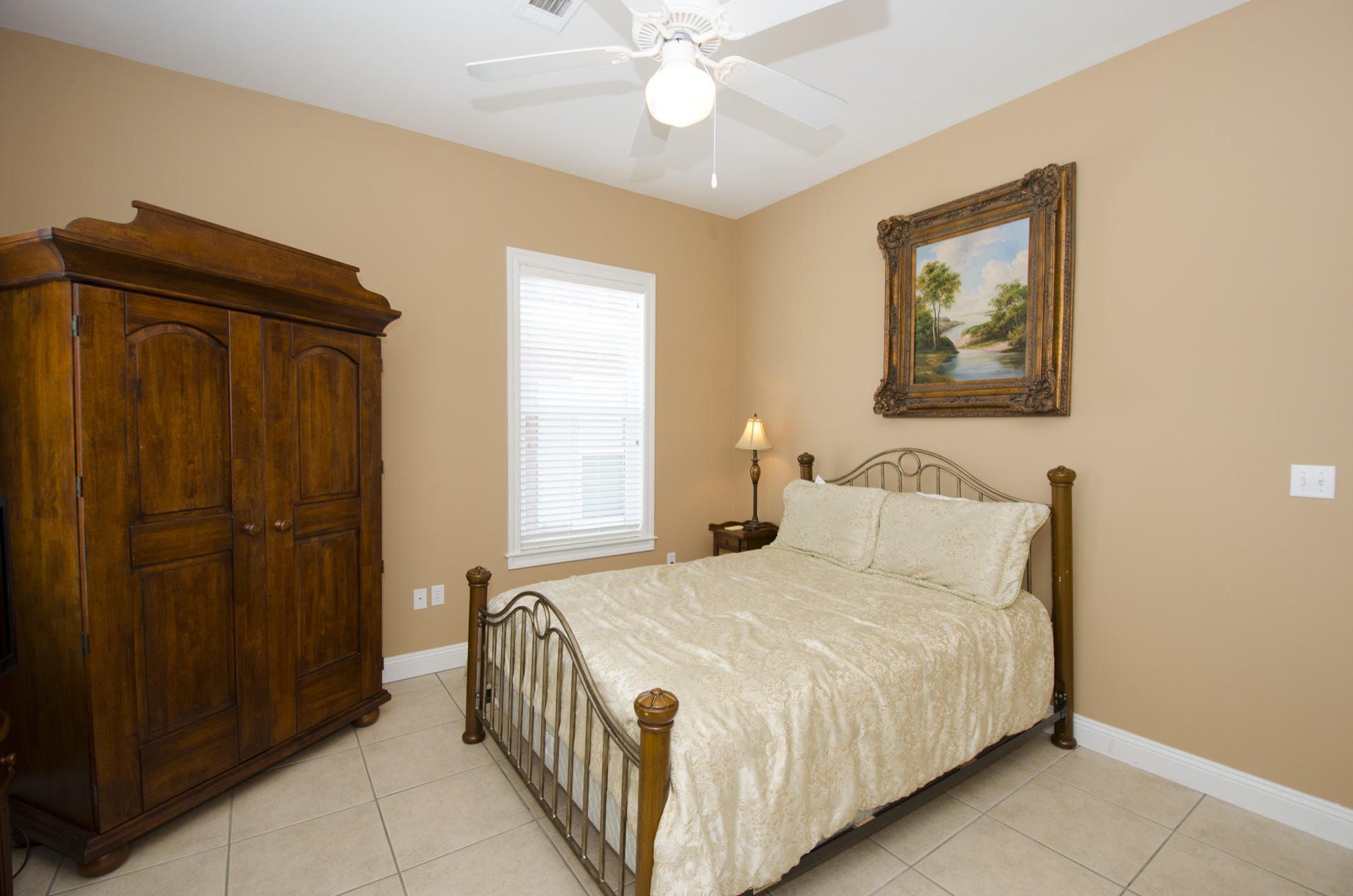 COTTAGES AT CAMP CREEK - Residential