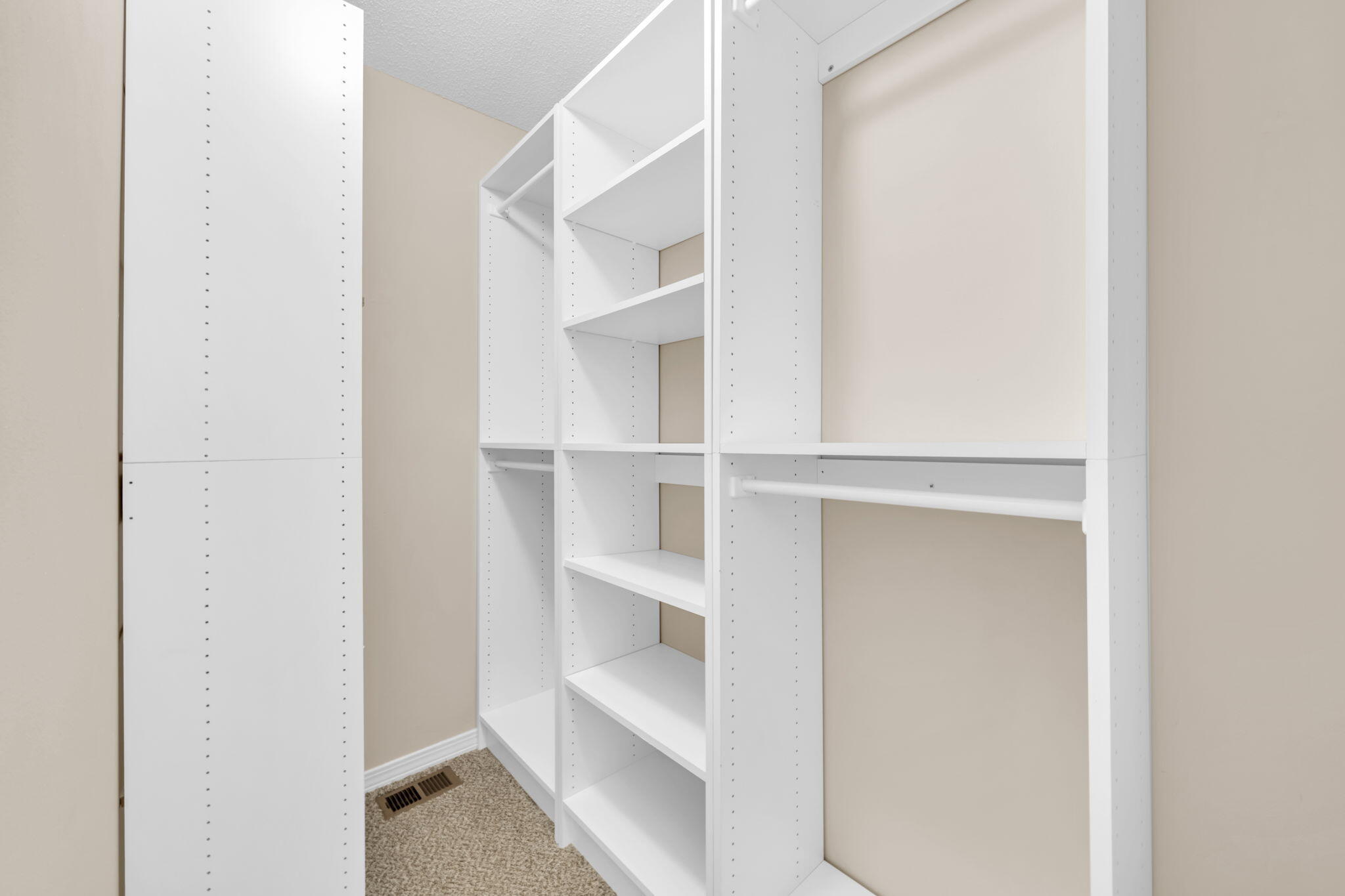 CROSSWINDS 1ST ADDN - Residential