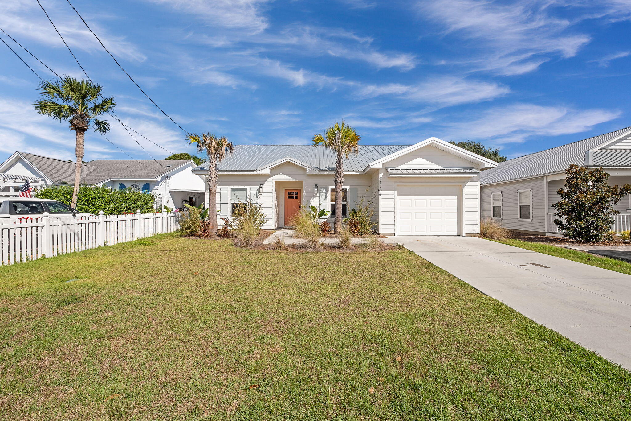 RIVIERA BEACH - Residential