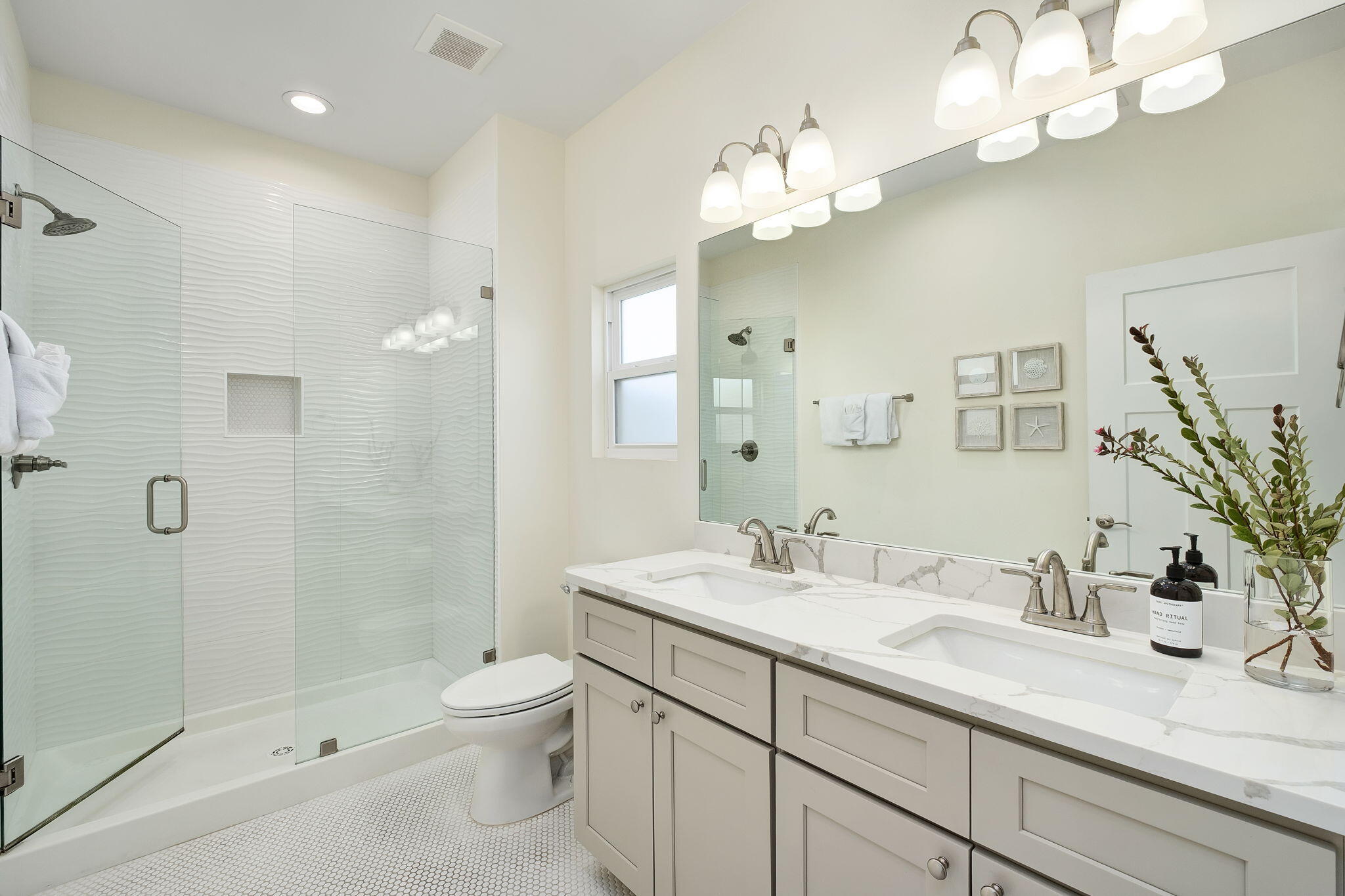 RIVIERA BEACH - Residential