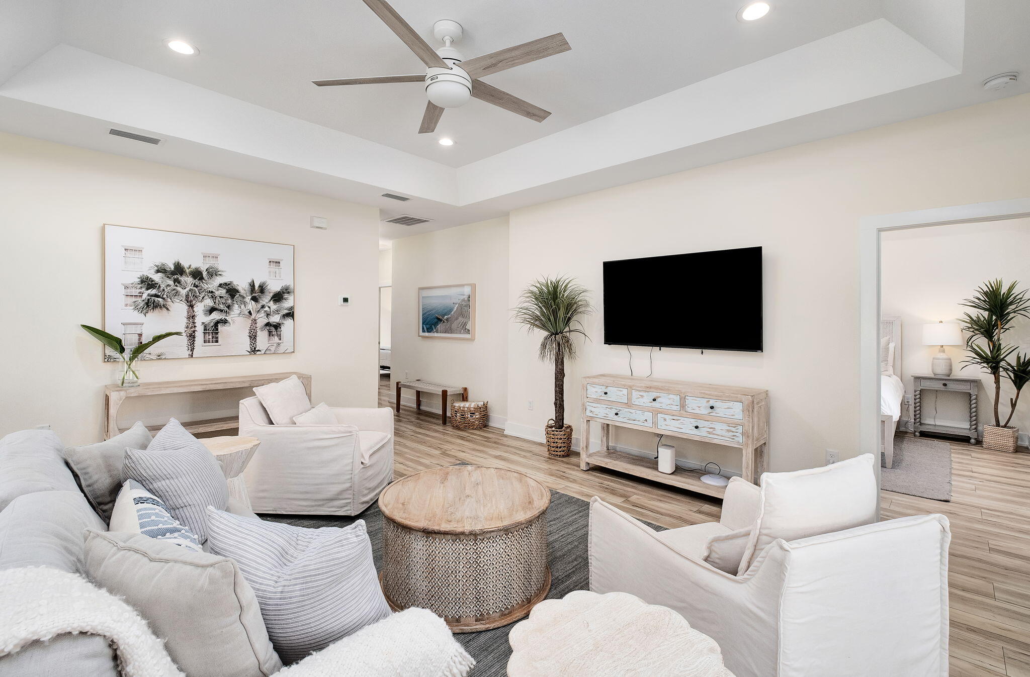 RIVIERA BEACH - Residential