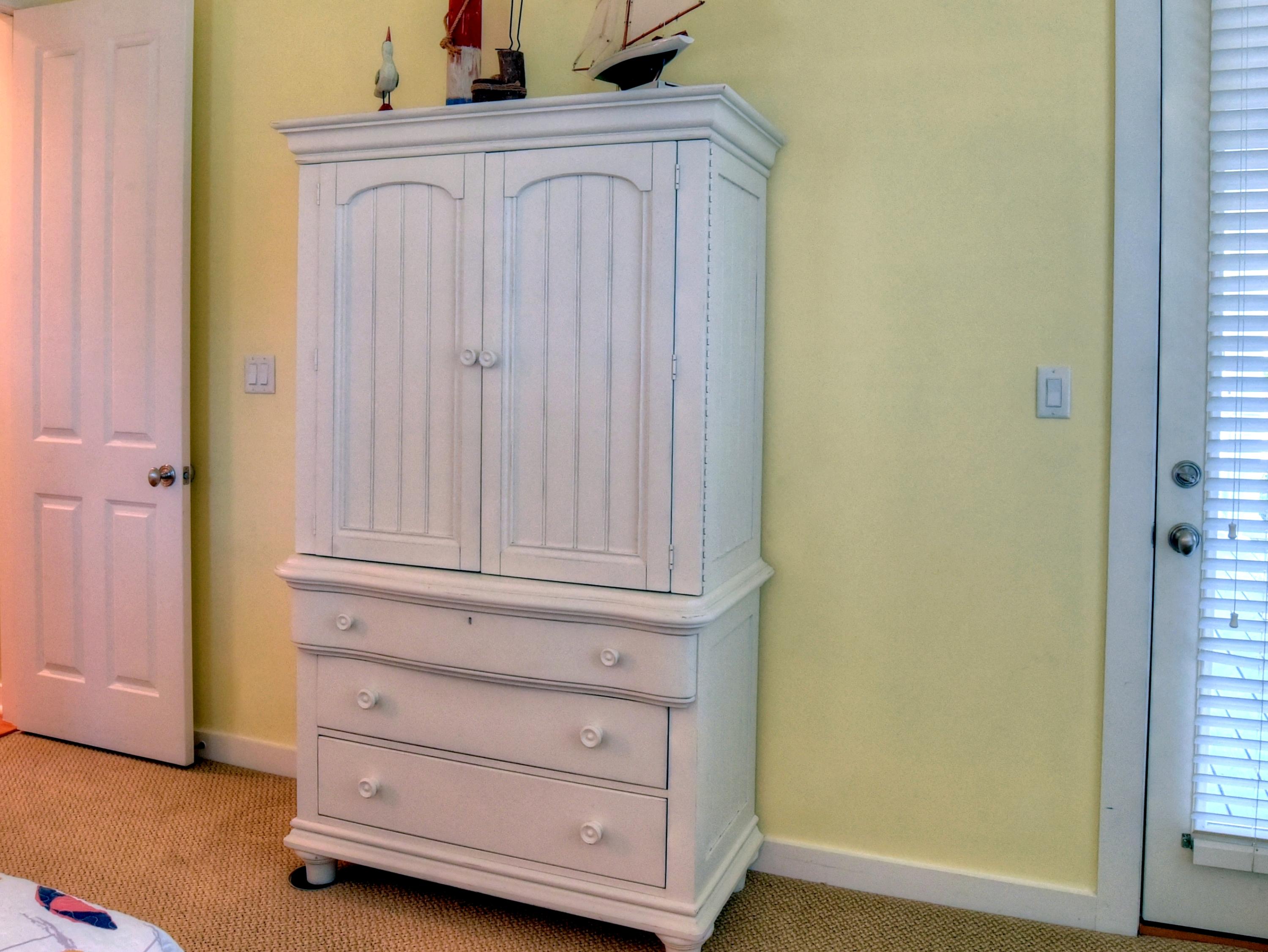 LAUREL GROVE - Residential